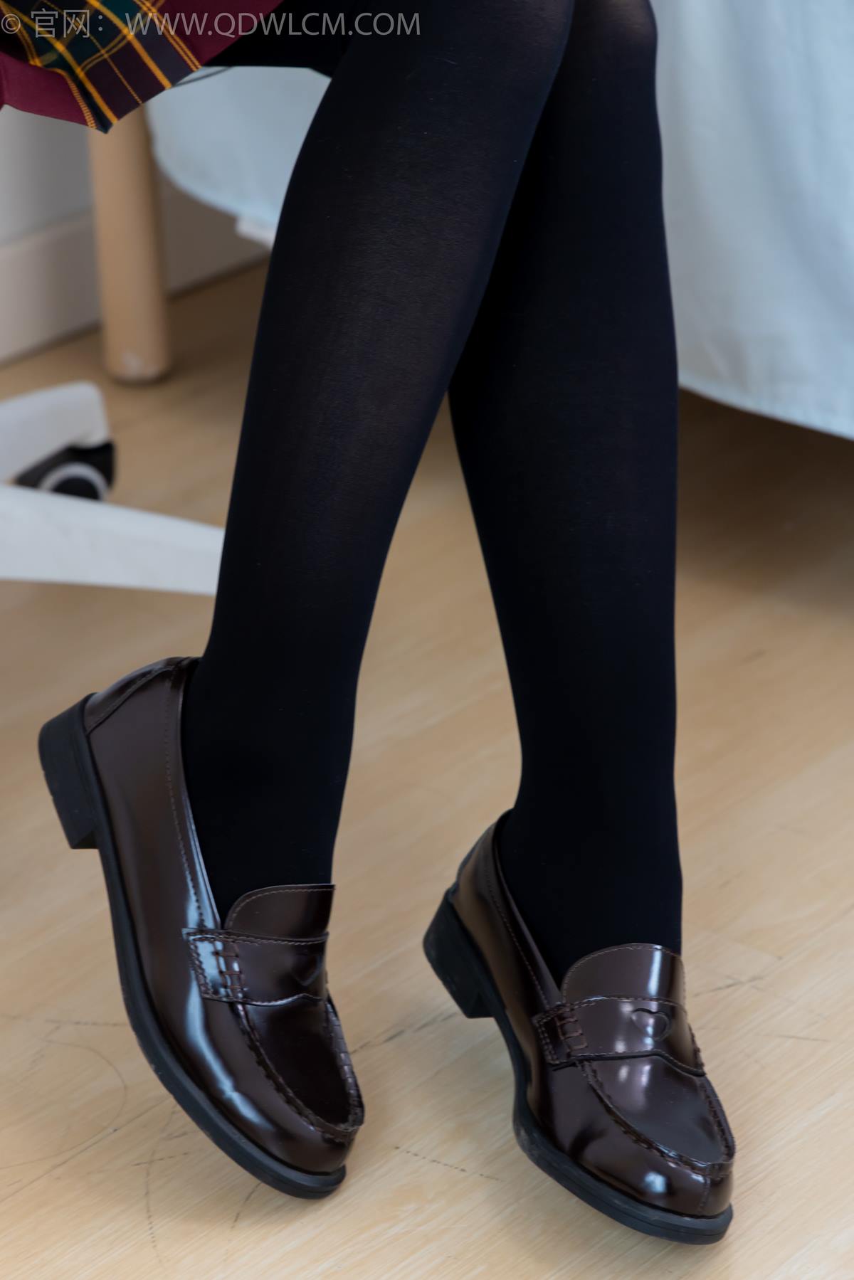 图片[26]-物恋传媒 NO.2367 嘟嘟-皮鞋、厚黑丝、jk制服[133P] – 速更版-美库