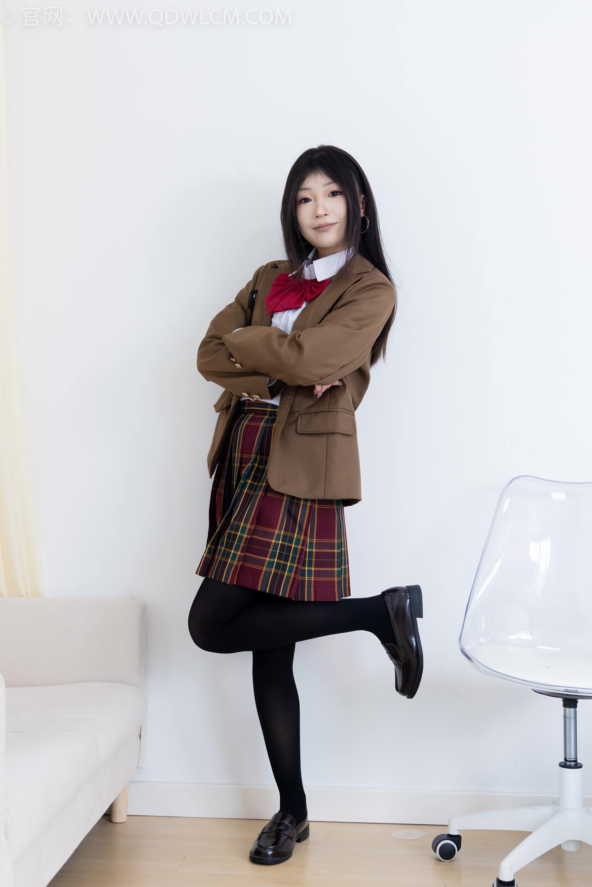 图片[33]-物恋传媒 NO.2367 嘟嘟-皮鞋、厚黑丝、jk制服[133P] – 速更版-美库