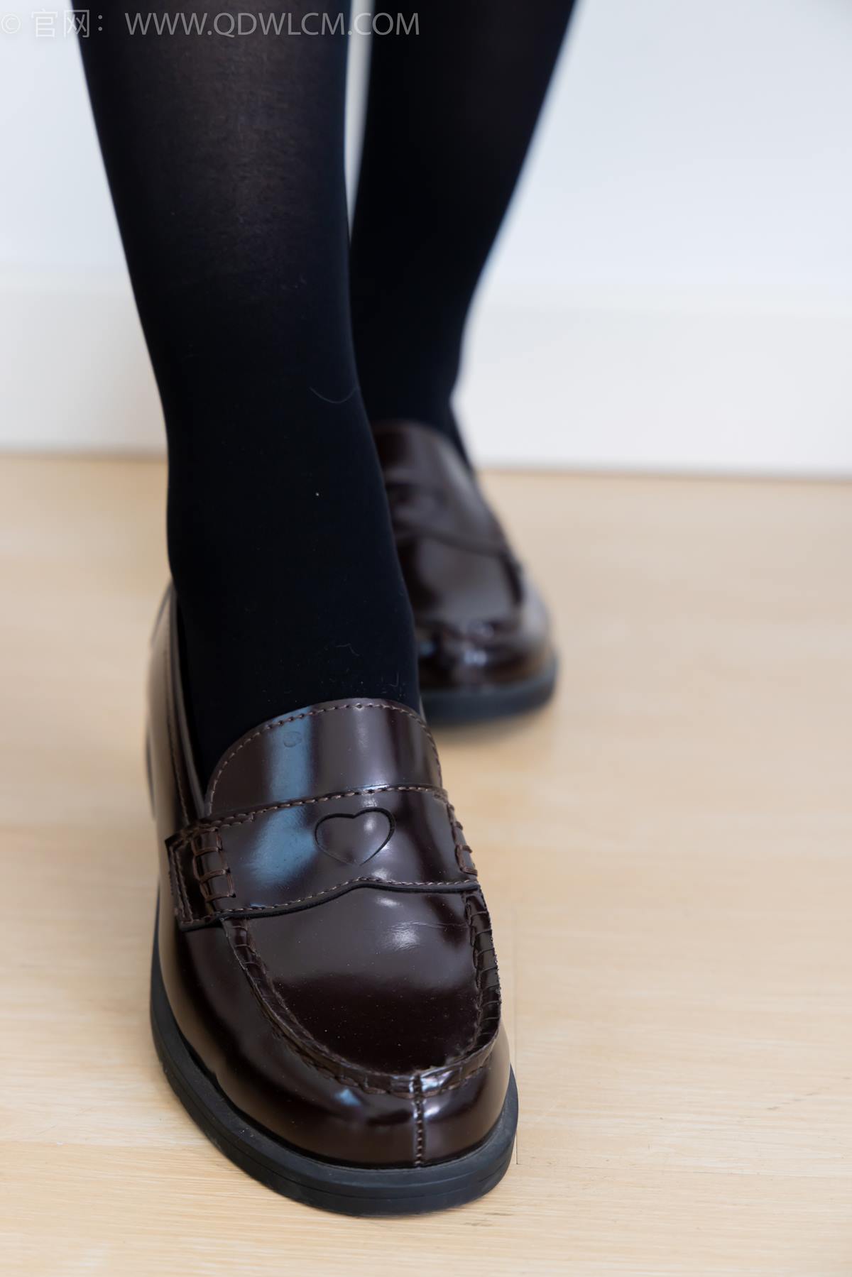 图片[43]-物恋传媒 NO.2367 嘟嘟-皮鞋、厚黑丝、jk制服[133P] – 速更版-美库