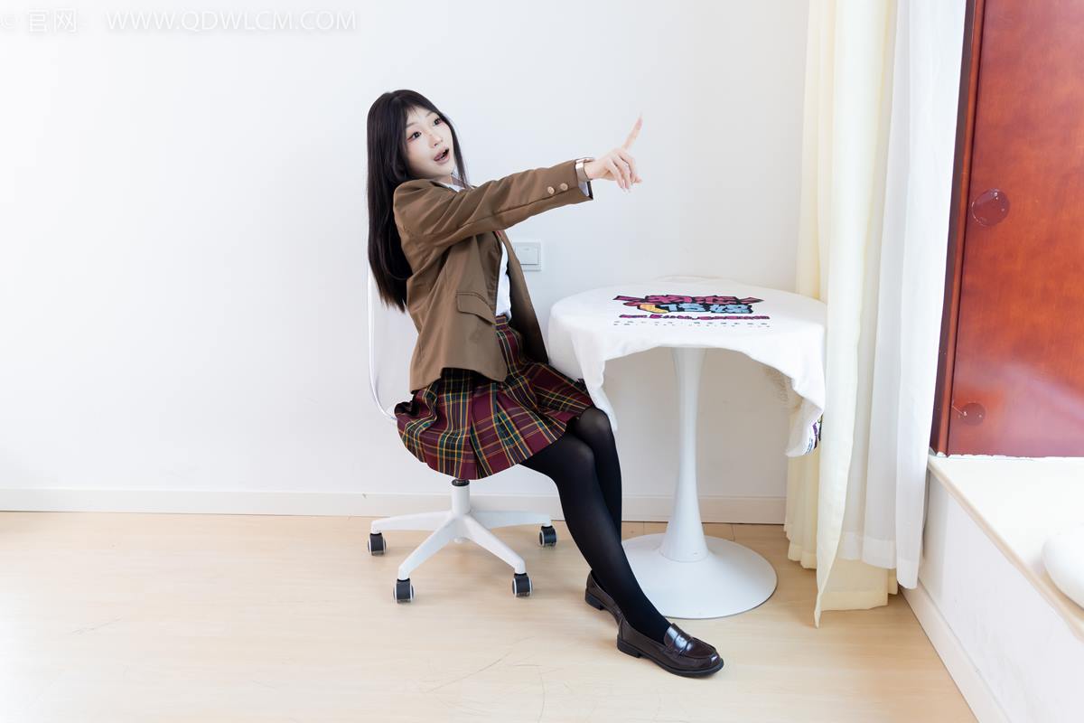 图片[94]-物恋传媒 NO.2367 嘟嘟-皮鞋、厚黑丝、jk制服[133P] – 速更版-美库