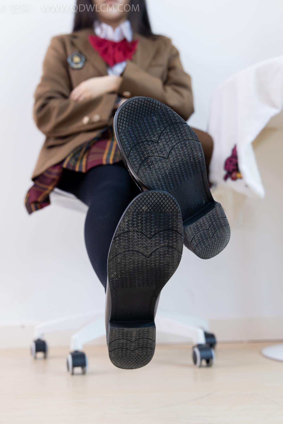 图片[127]-物恋传媒 NO.2367 嘟嘟-皮鞋、厚黑丝、jk制服[133P] – 速更版-美库