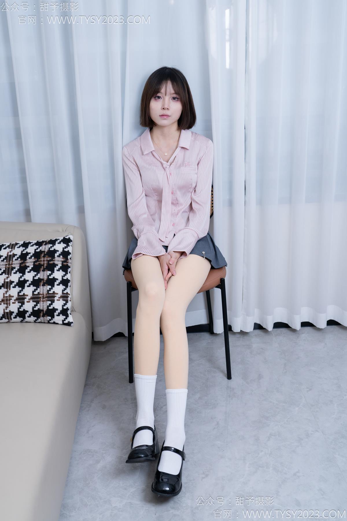 图片[15]-甜予摄影 NO.185 珞珞-皮鞋、白棉袜、厚肉丝[110P] – 速更版-美库