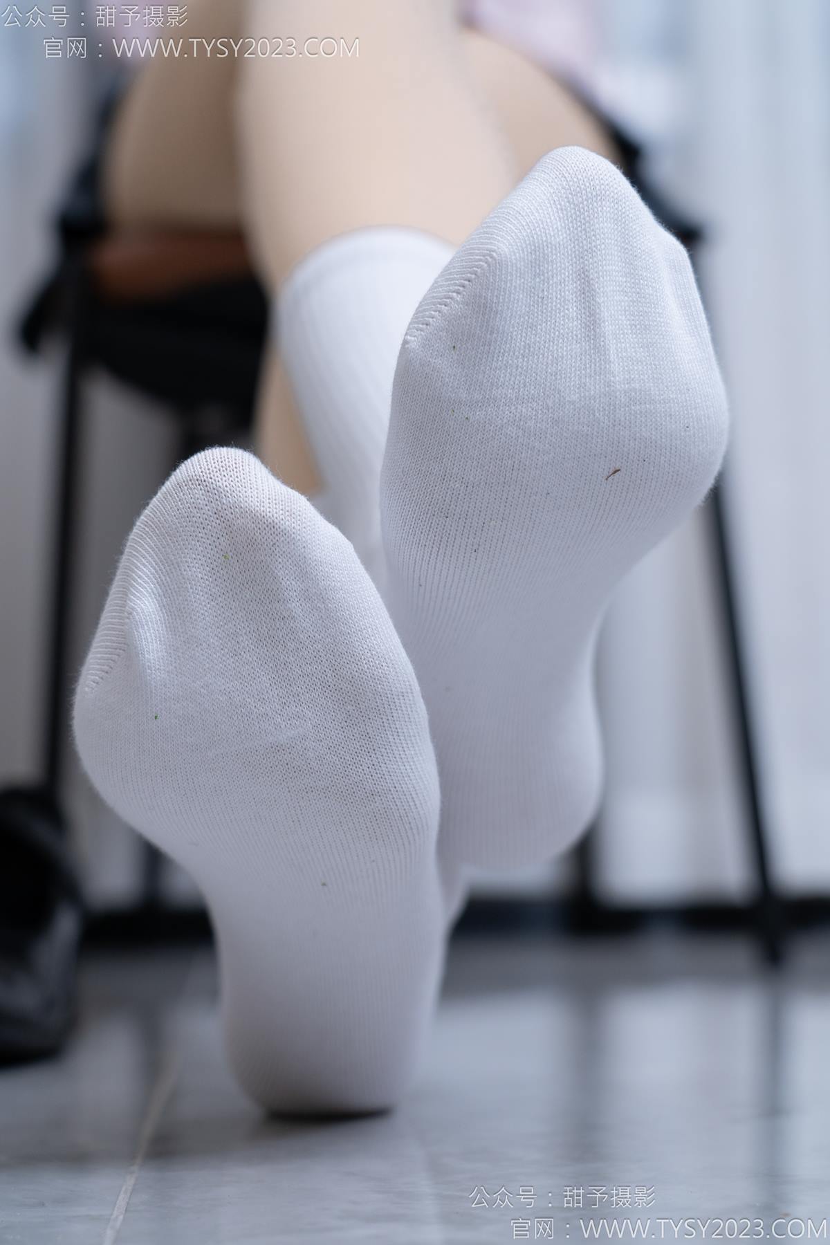 图片[23]-甜予摄影 NO.185 珞珞-皮鞋、白棉袜、厚肉丝[110P] – 速更版-美库