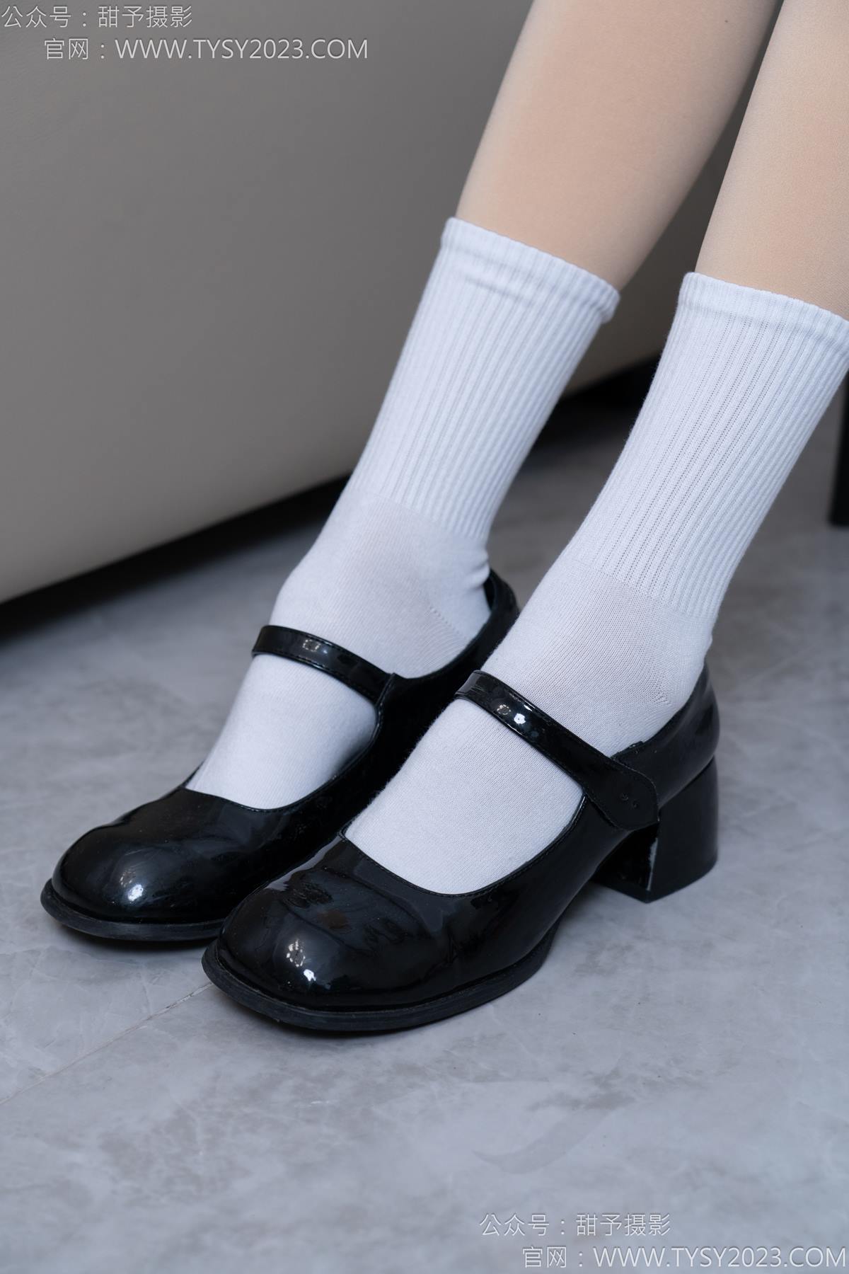 图片[27]-甜予摄影 NO.185 珞珞-皮鞋、白棉袜、厚肉丝[110P] – 速更版-美库