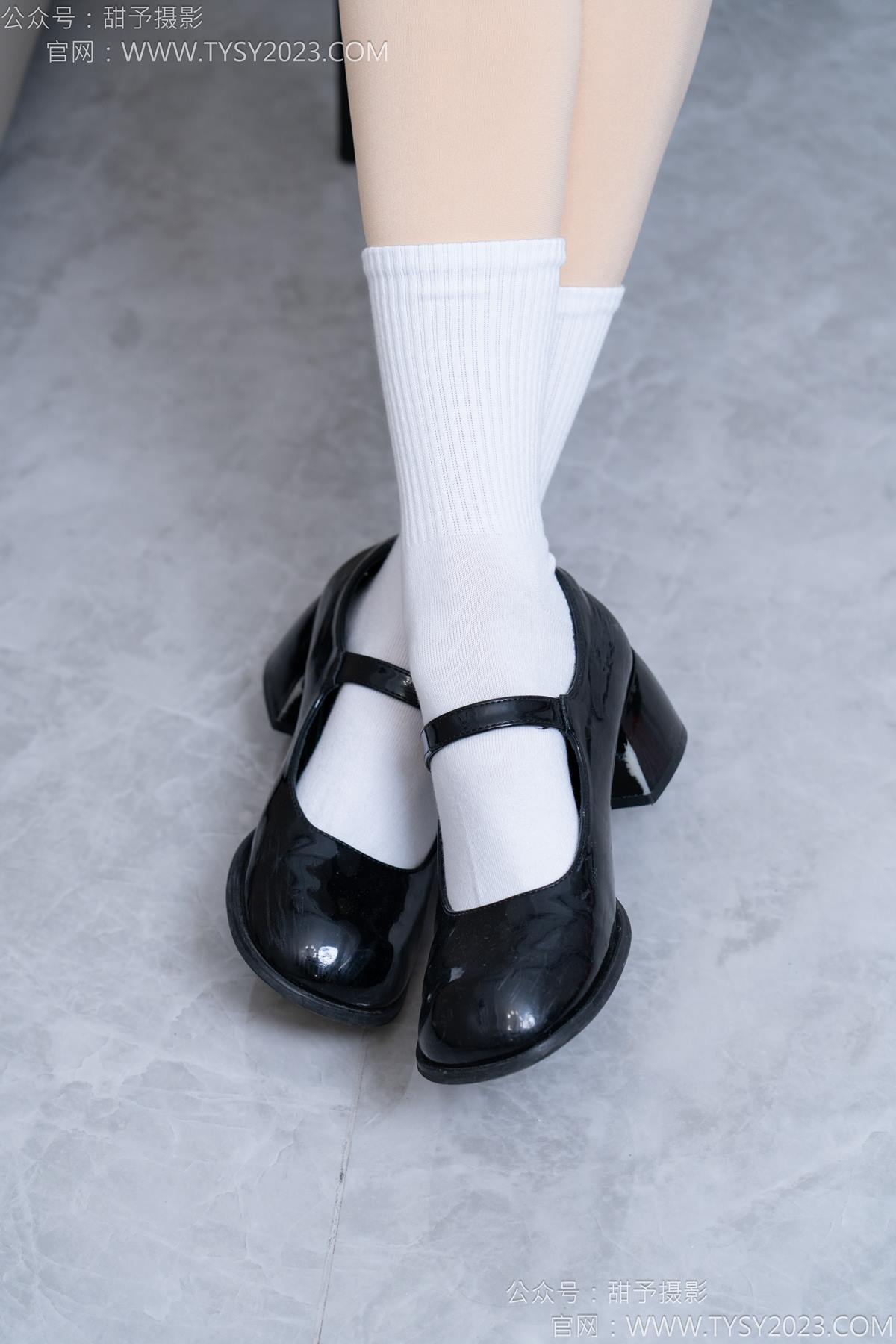 图片[42]-甜予摄影 NO.185 珞珞-皮鞋、白棉袜、厚肉丝[110P] – 速更版-美库