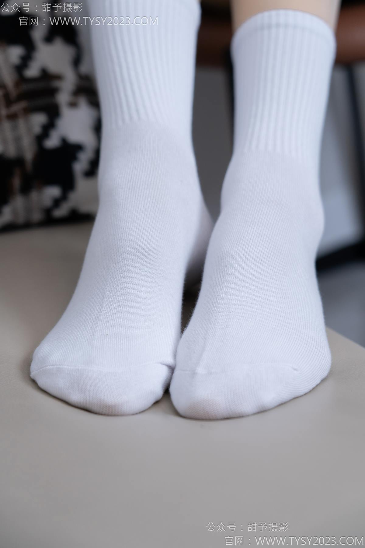 图片[48]-甜予摄影 NO.185 珞珞-皮鞋、白棉袜、厚肉丝[110P] – 速更版-美库
