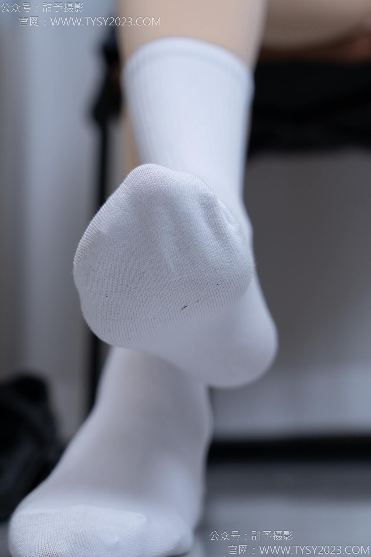 图片[60]-甜予摄影 NO.185 珞珞-皮鞋、白棉袜、厚肉丝[110P] – 速更版-美库