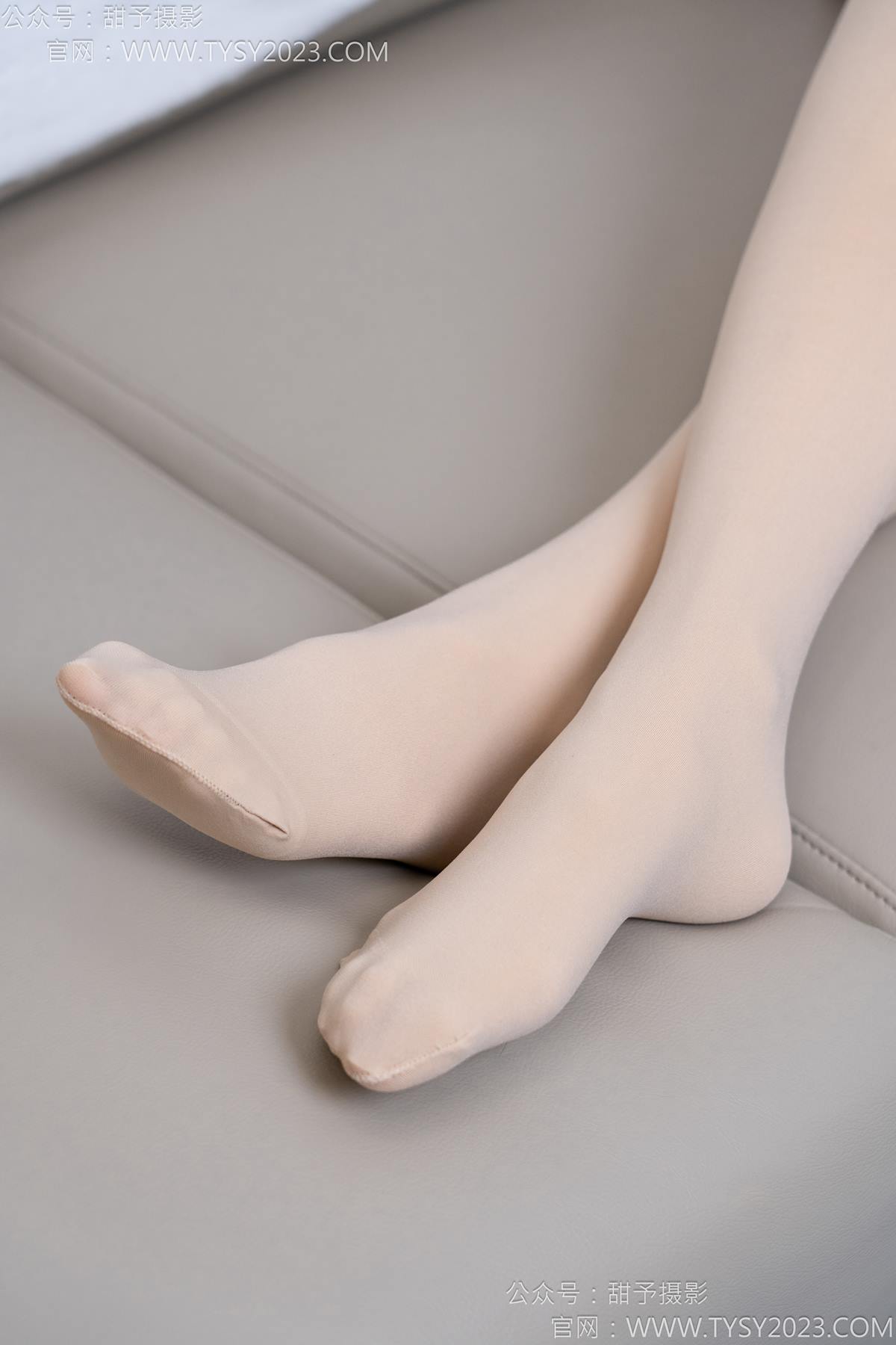 图片[65]-甜予摄影 NO.185 珞珞-皮鞋、白棉袜、厚肉丝[110P] – 速更版-美库