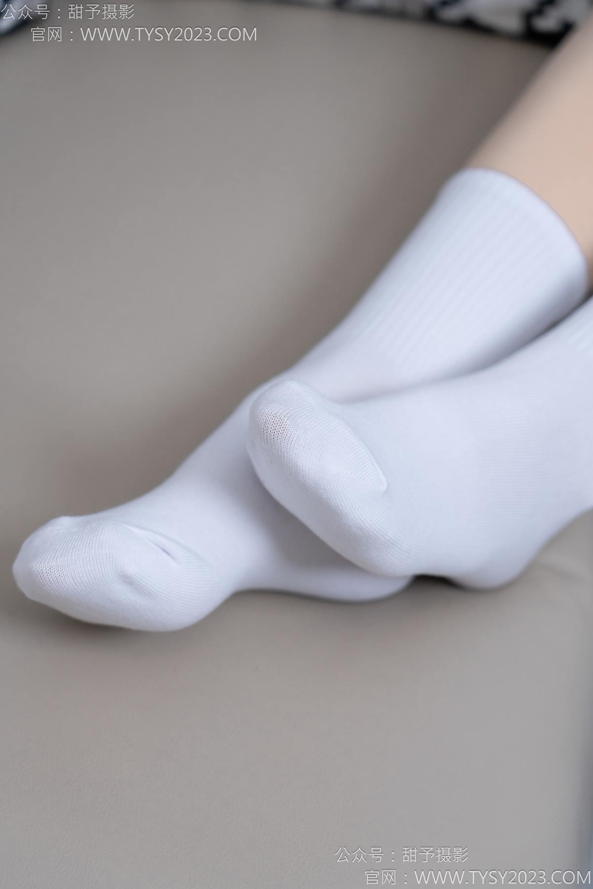 图片[72]-甜予摄影 NO.185 珞珞-皮鞋、白棉袜、厚肉丝[110P] – 速更版-美库