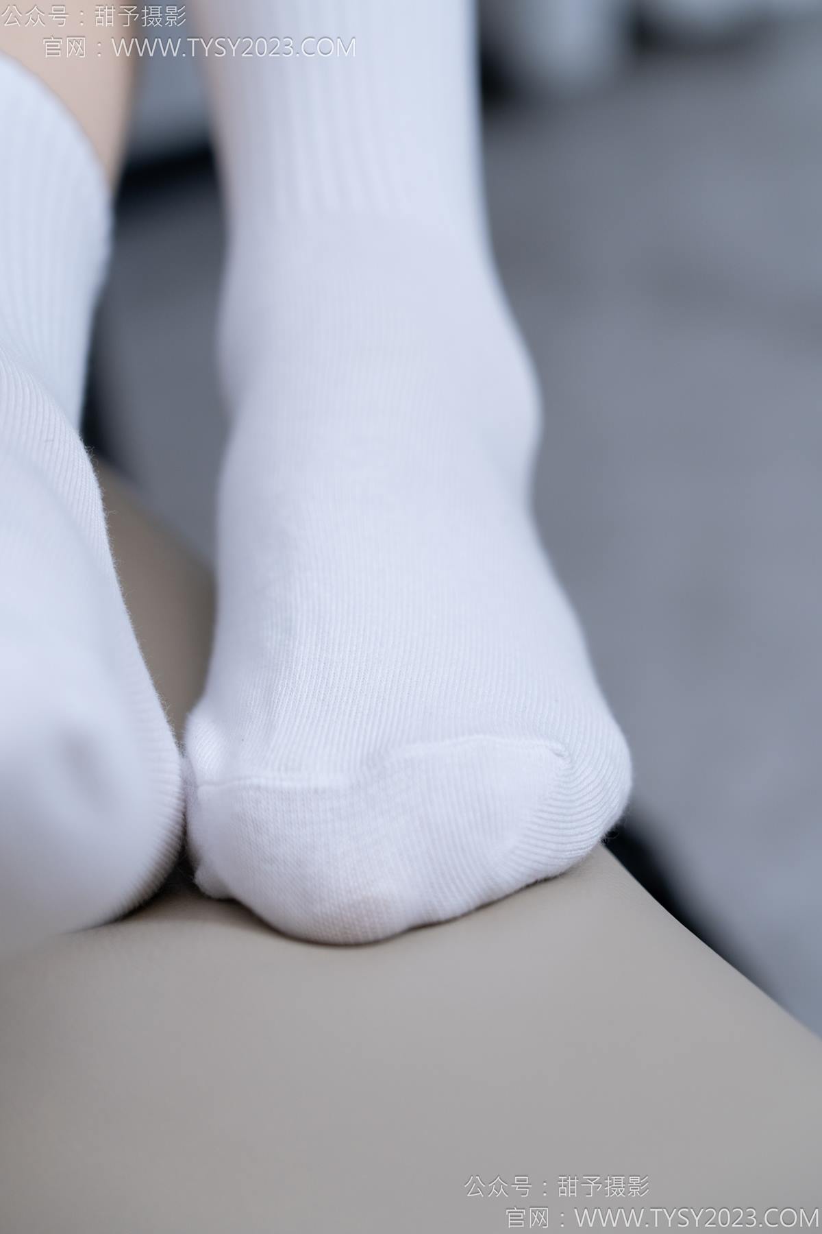 图片[73]-甜予摄影 NO.185 珞珞-皮鞋、白棉袜、厚肉丝[110P] – 速更版-美库