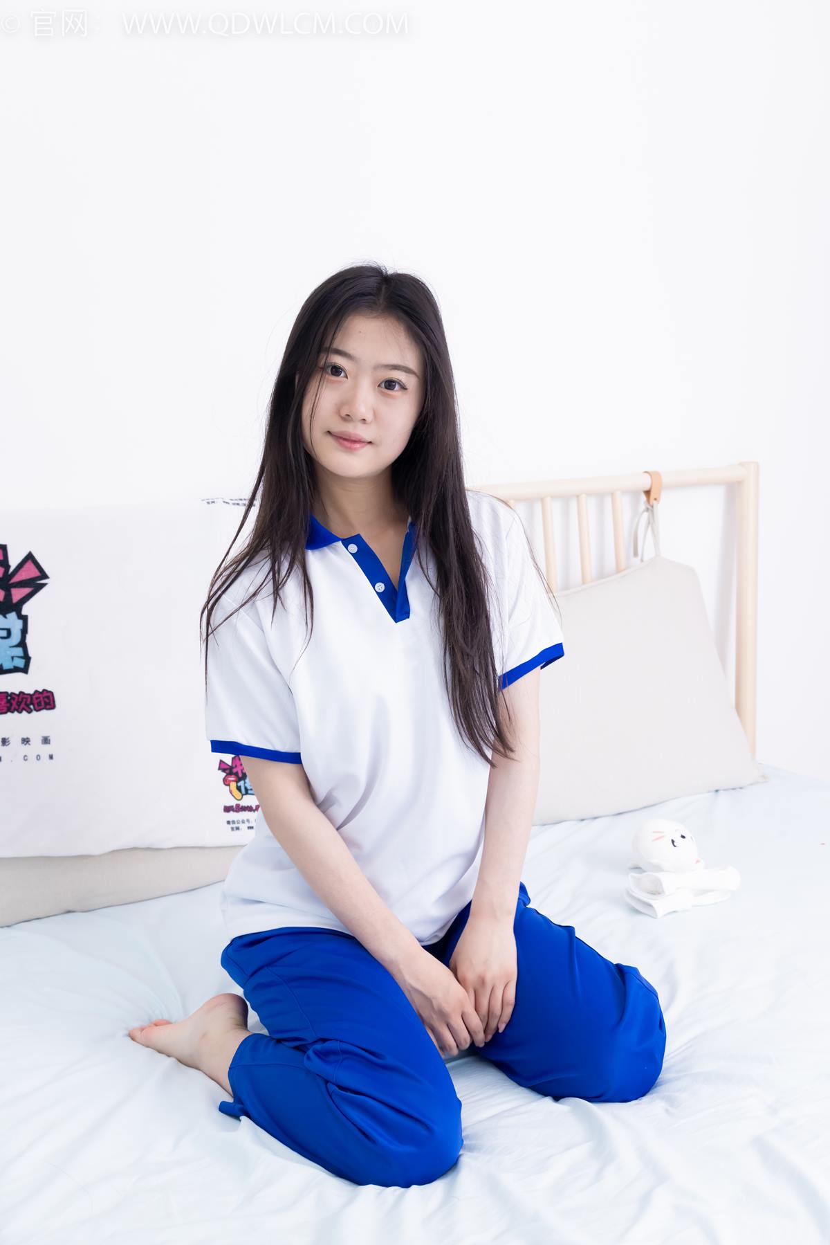 图片[25]-物恋传媒 NO.2368 芋头-板鞋、白棉袜、裸足[126P] – 速更版-美库