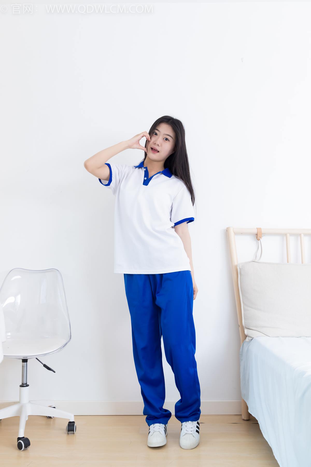 图片[67]-物恋传媒 NO.2368 芋头-板鞋、白棉袜、裸足[126P] – 速更版-美库