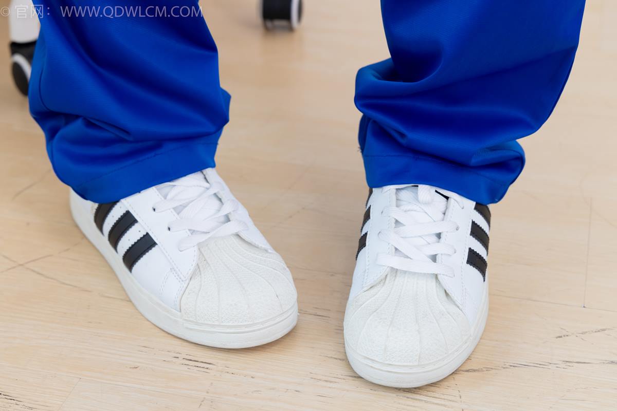 图片[92]-物恋传媒 NO.2368 芋头-板鞋、白棉袜、裸足[126P] – 速更版-美库