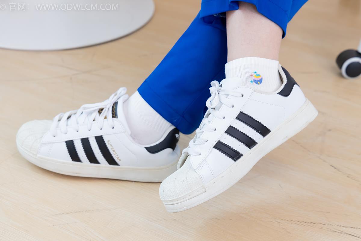 图片[108]-物恋传媒 NO.2368 芋头-板鞋、白棉袜、裸足[126P] – 速更版-美库