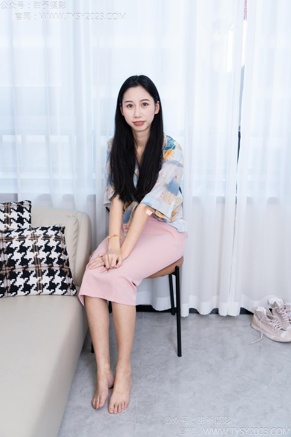 图片[10]-甜予摄影 NO.186 娃娃-帆布鞋、白棉袜、裸足[97P] – 速更版-美库