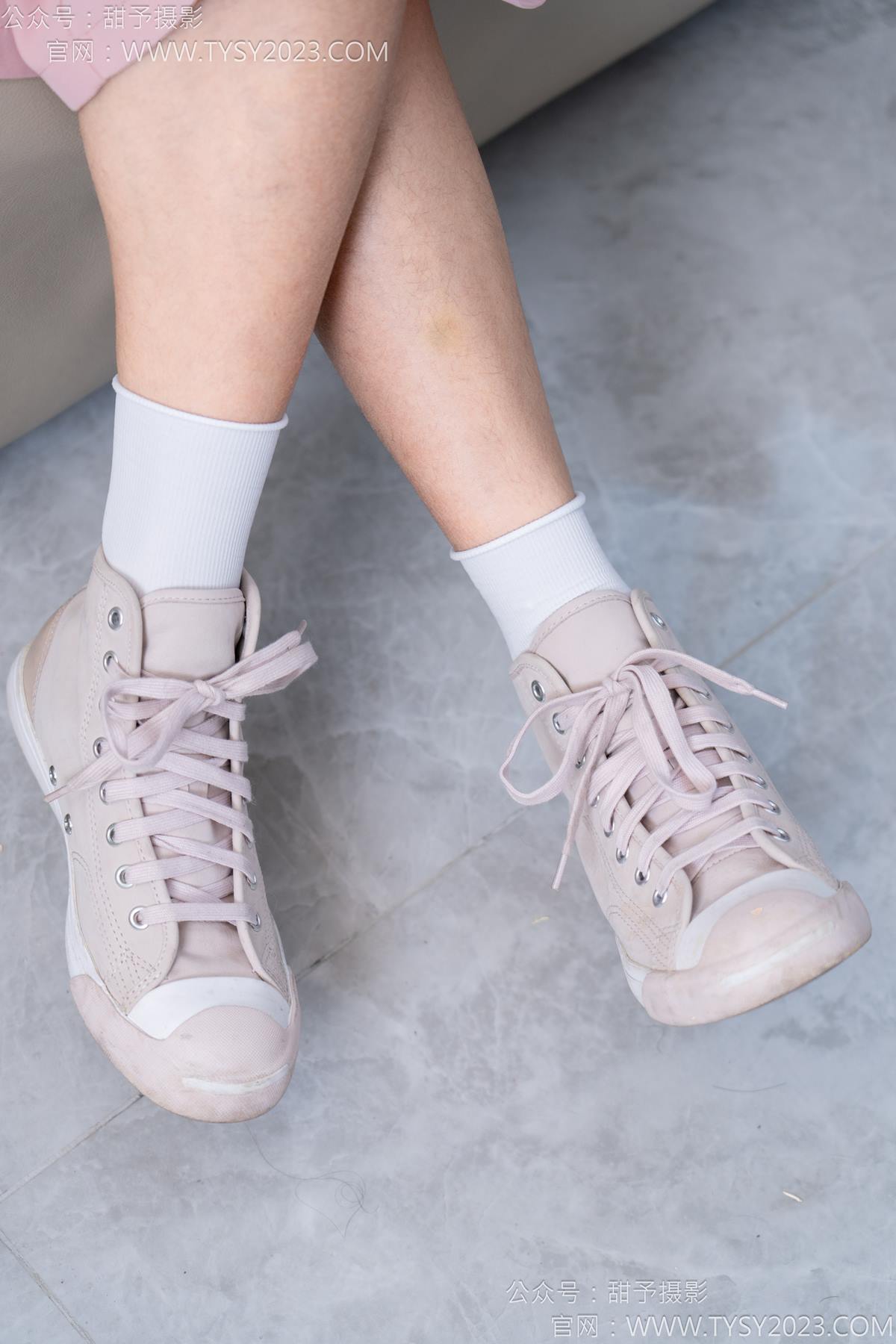 图片[19]-甜予摄影 NO.186 娃娃-帆布鞋、白棉袜、裸足[97P] – 速更版-美库