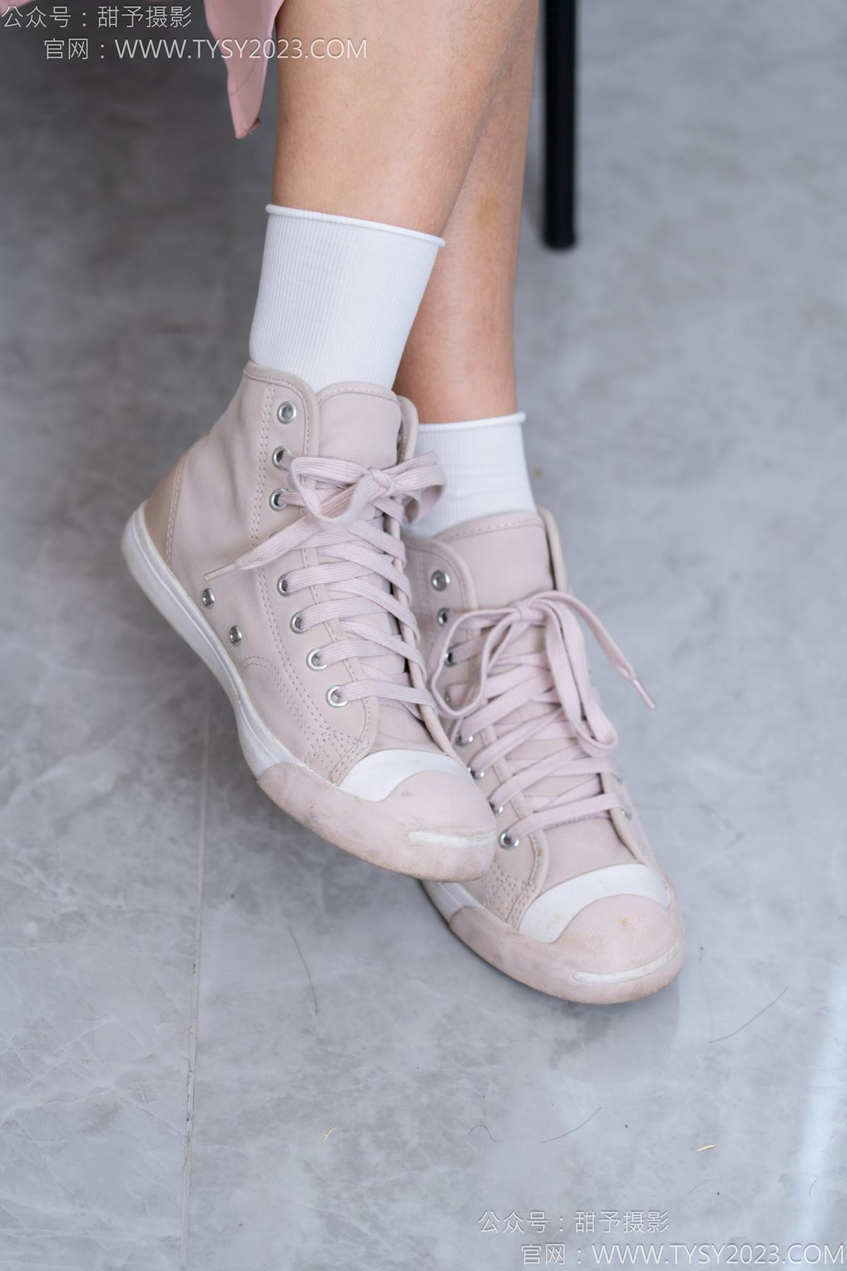 图片[25]-甜予摄影 NO.186 娃娃-帆布鞋、白棉袜、裸足[97P] – 速更版-美库
