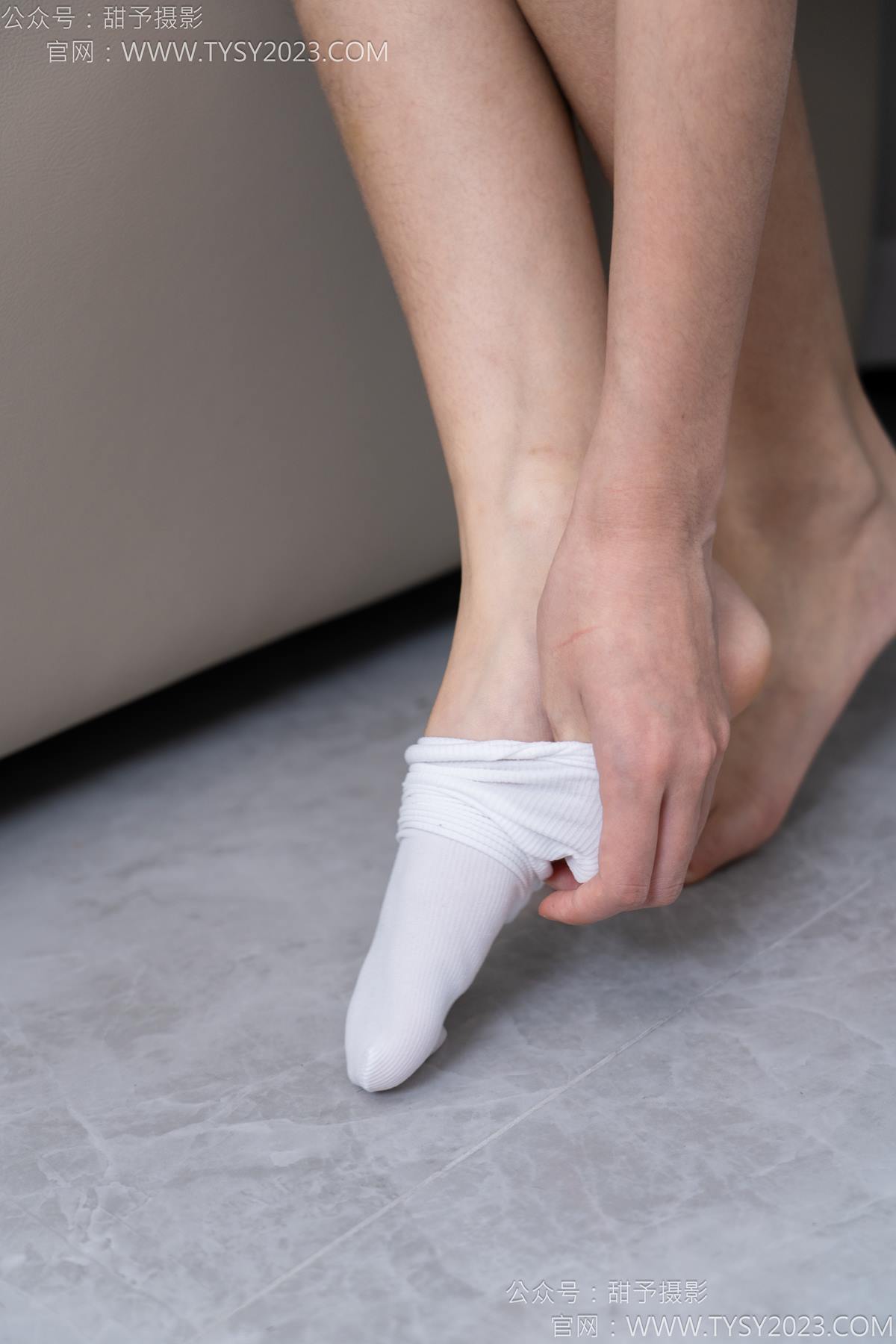 图片[38]-甜予摄影 NO.186 娃娃-帆布鞋、白棉袜、裸足[97P] – 速更版-美库