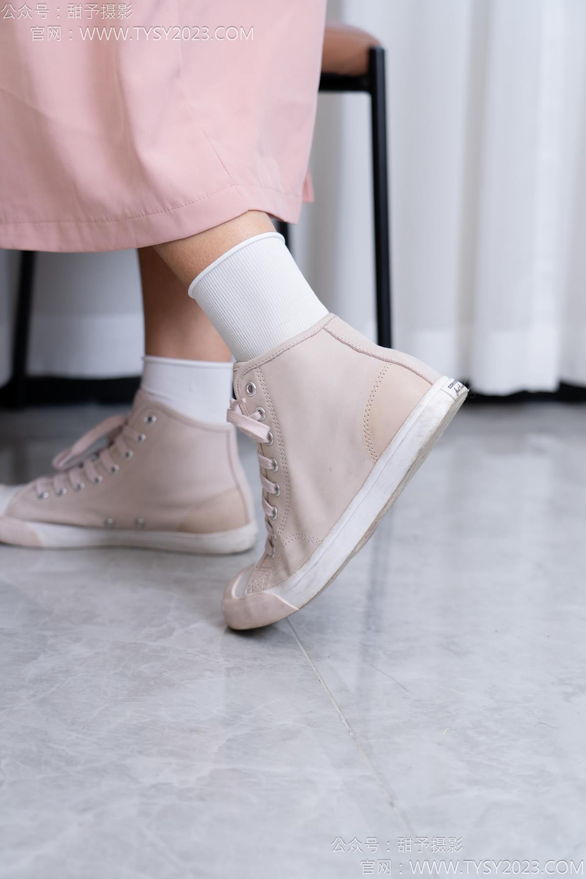 图片[41]-甜予摄影 NO.186 娃娃-帆布鞋、白棉袜、裸足[97P] – 速更版-美库