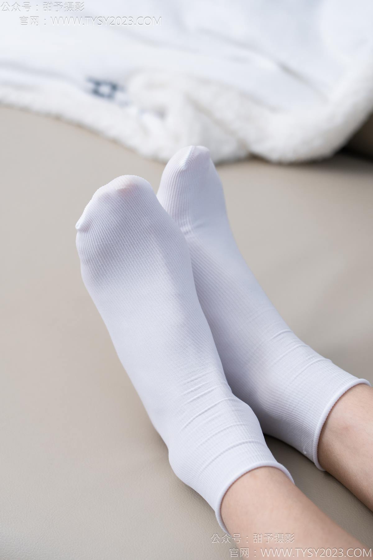 图片[44]-甜予摄影 NO.186 娃娃-帆布鞋、白棉袜、裸足[97P] – 速更版-美库