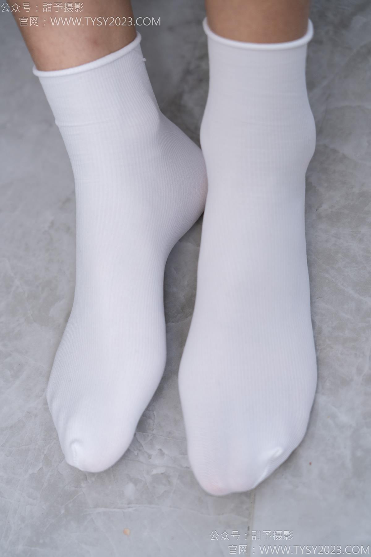 图片[49]-甜予摄影 NO.186 娃娃-帆布鞋、白棉袜、裸足[97P] – 速更版-美库