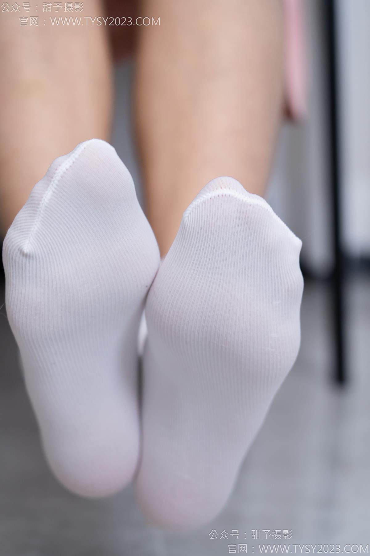 图片[59]-甜予摄影 NO.186 娃娃-帆布鞋、白棉袜、裸足[97P] – 速更版-美库