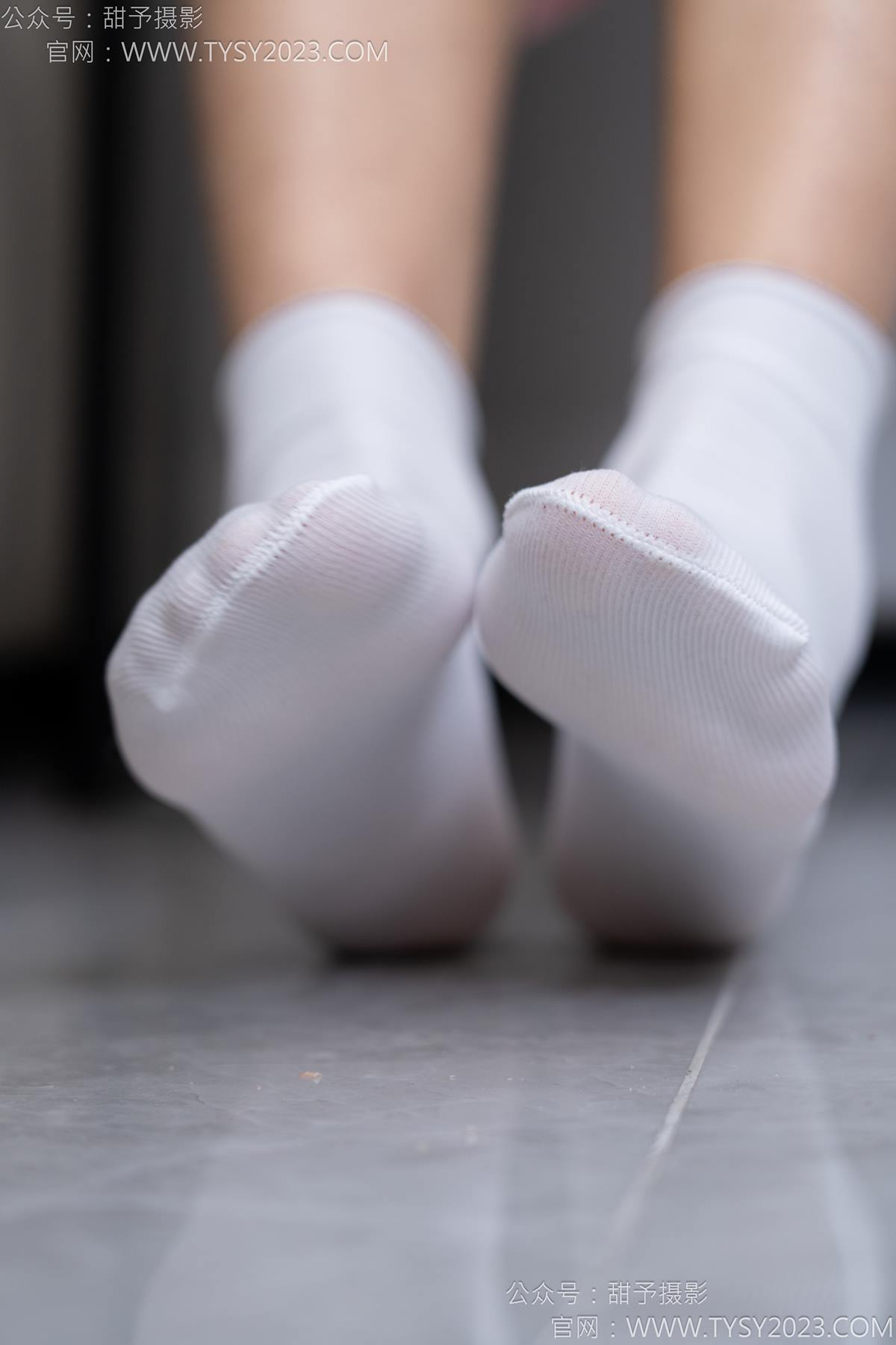 图片[70]-甜予摄影 NO.186 娃娃-帆布鞋、白棉袜、裸足[97P] – 速更版-美库