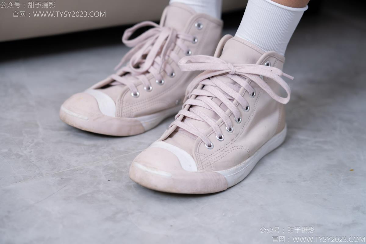 图片[74]-甜予摄影 NO.186 娃娃-帆布鞋、白棉袜、裸足[97P] – 速更版-美库