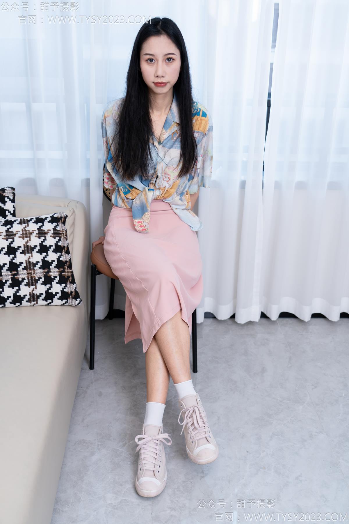 图片[91]-甜予摄影 NO.186 娃娃-帆布鞋、白棉袜、裸足[97P] – 速更版-美库