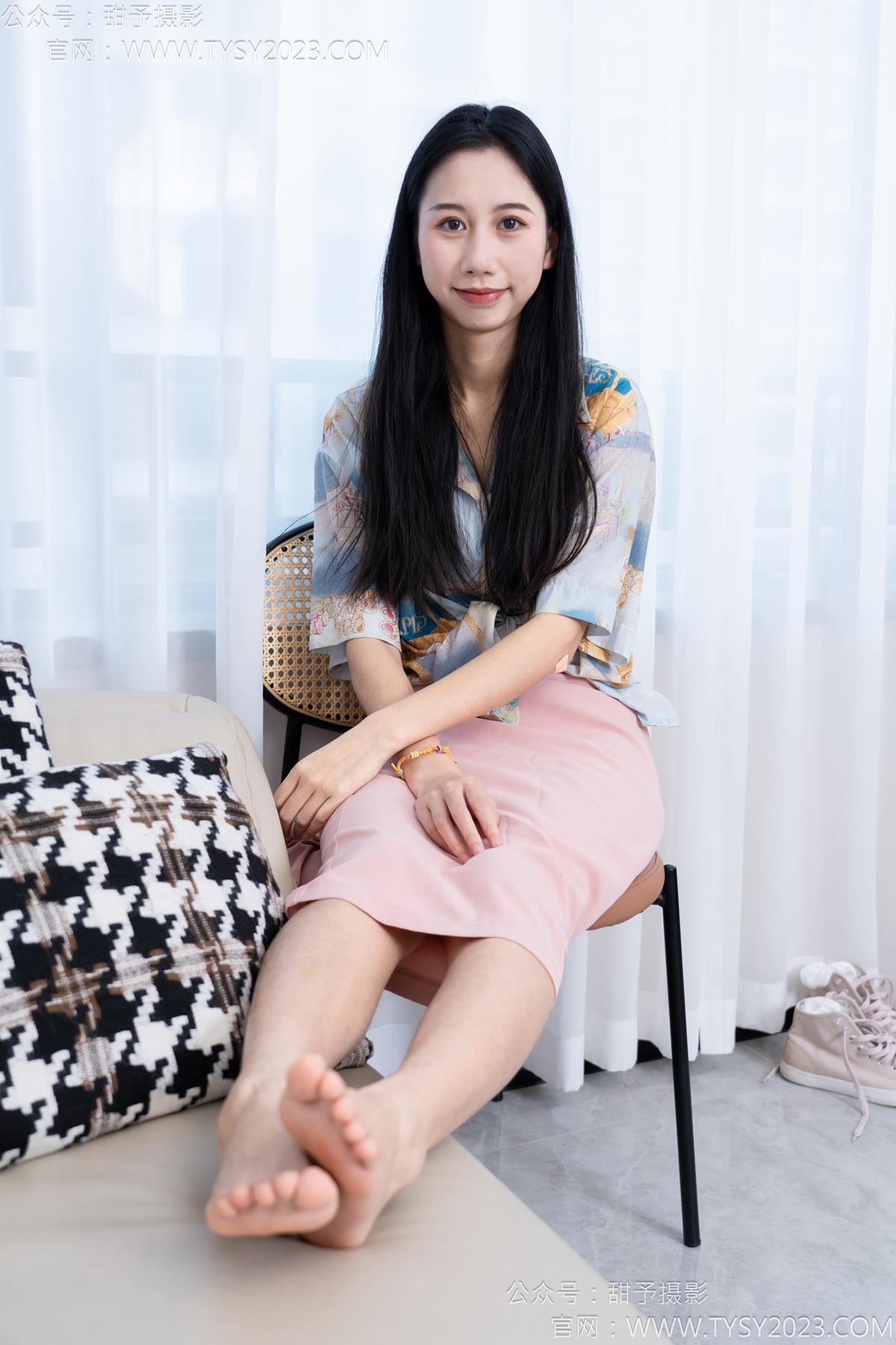 图片[93]-甜予摄影 NO.186 娃娃-帆布鞋、白棉袜、裸足[97P] – 速更版-美库