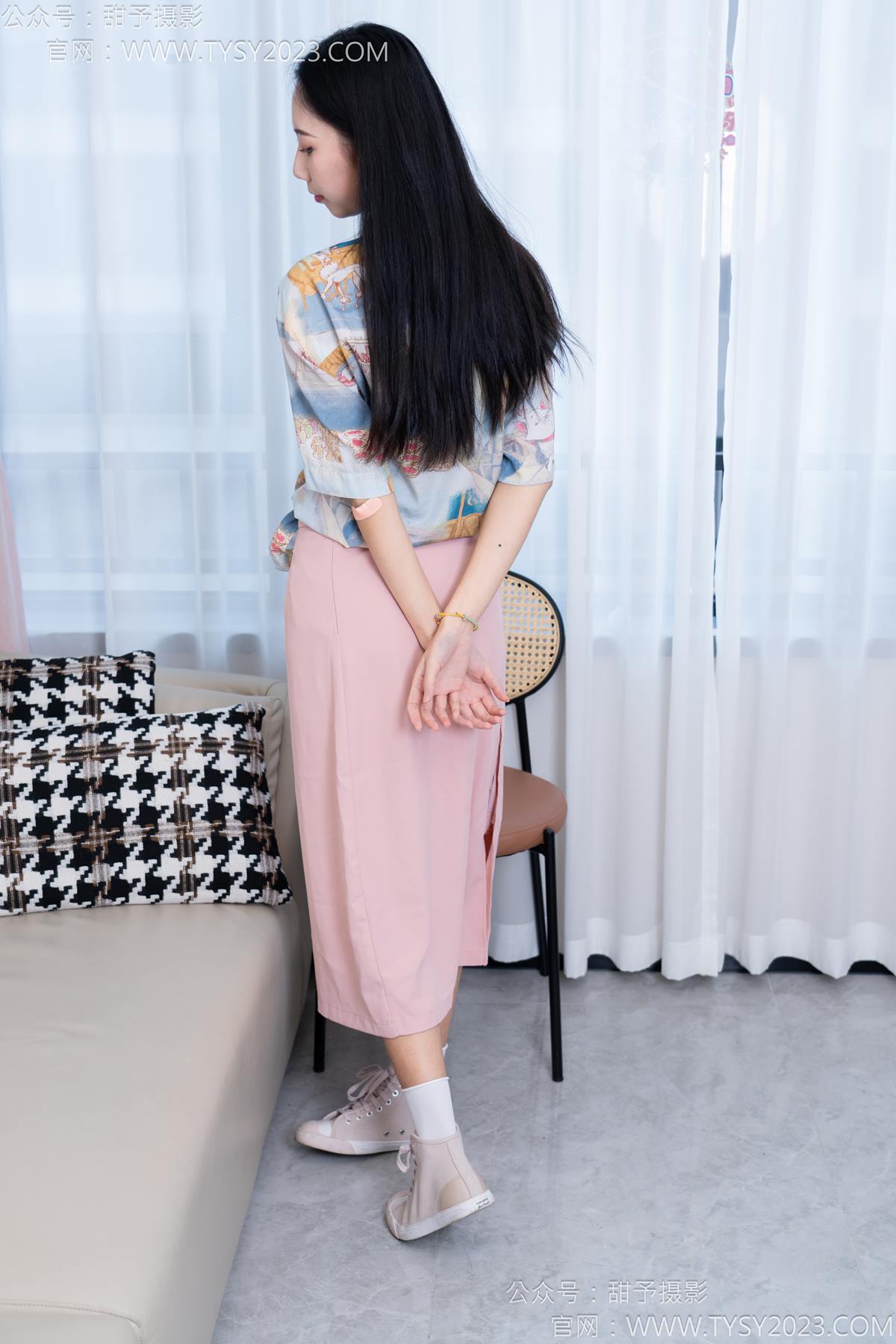 图片[94]-甜予摄影 NO.186 娃娃-帆布鞋、白棉袜、裸足[97P] – 速更版-美库