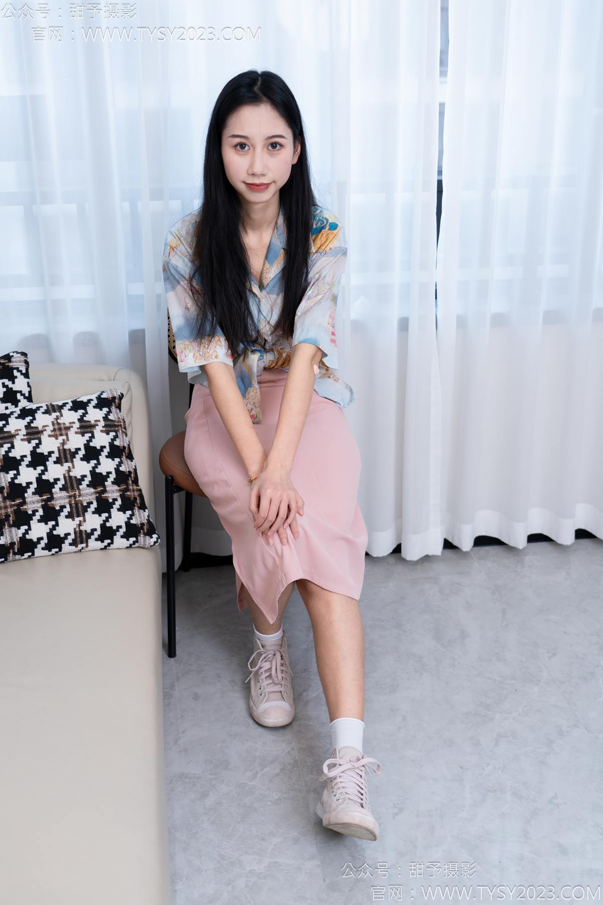 图片[96]-甜予摄影 NO.186 娃娃-帆布鞋、白棉袜、裸足[97P] – 速更版-美库