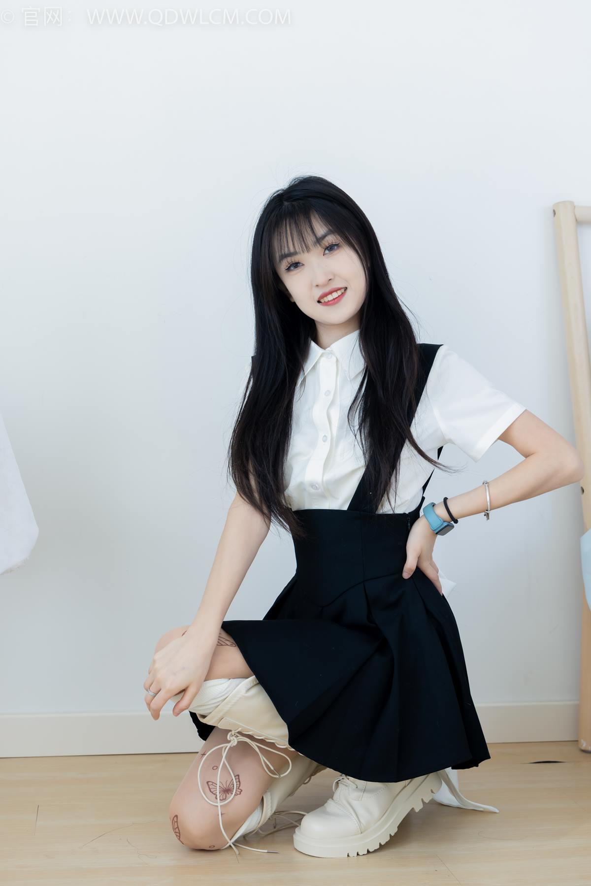 图片[35]-物恋传媒 NO.2369 嘉木-长靴、长筒小腿白棉袜、蝴蝶薄肉丝[156P] – 速更版-美库