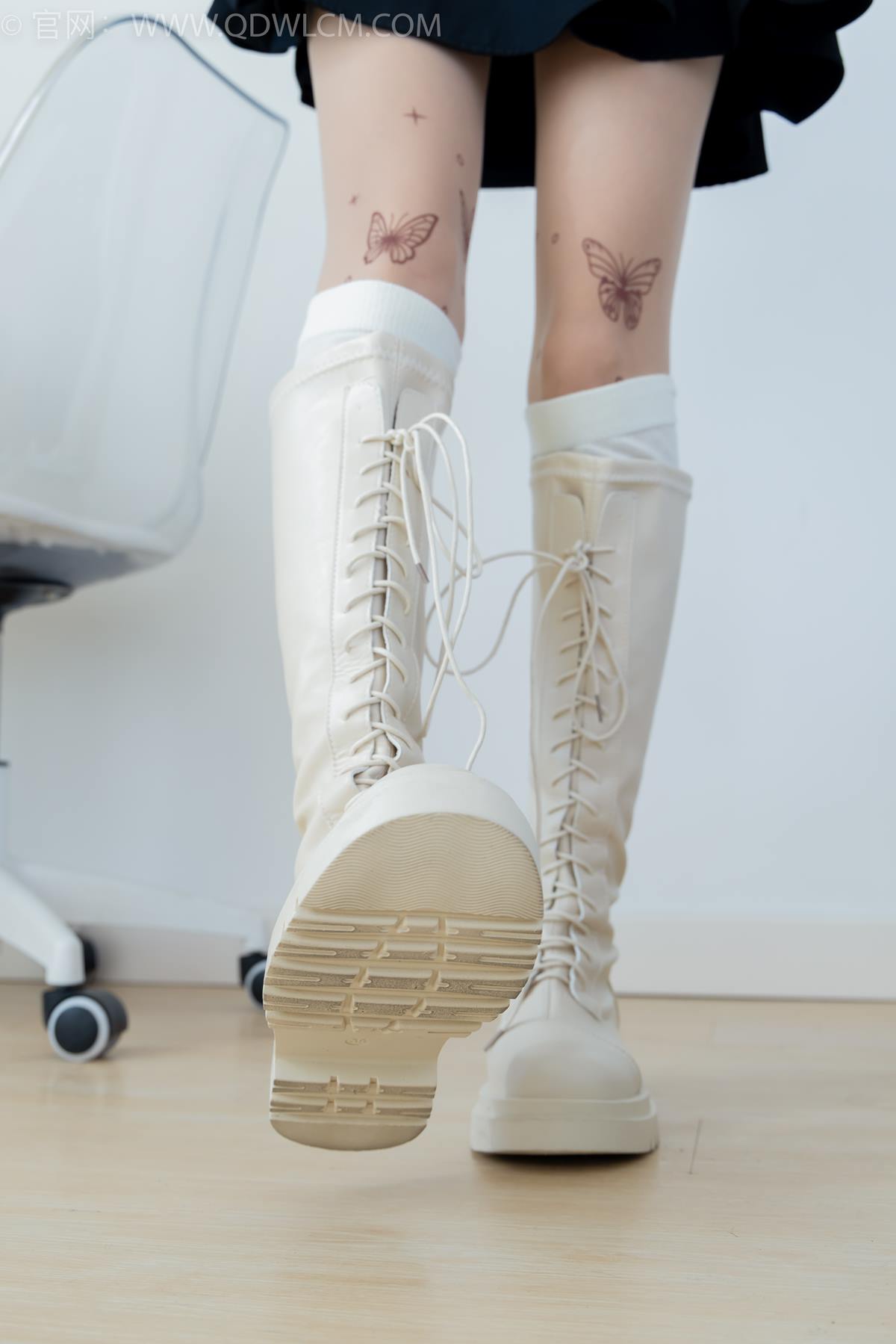 图片[70]-物恋传媒 NO.2369 嘉木-长靴、长筒小腿白棉袜、蝴蝶薄肉丝[156P] – 速更版-美库