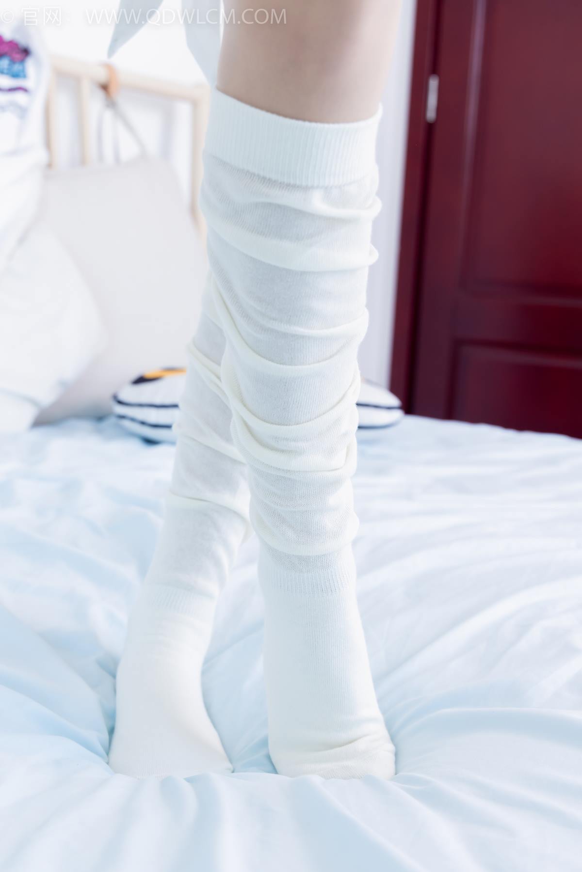 图片[88]-物恋传媒 NO.2369 嘉木-长靴、长筒小腿白棉袜、蝴蝶薄肉丝[156P] – 速更版-美库