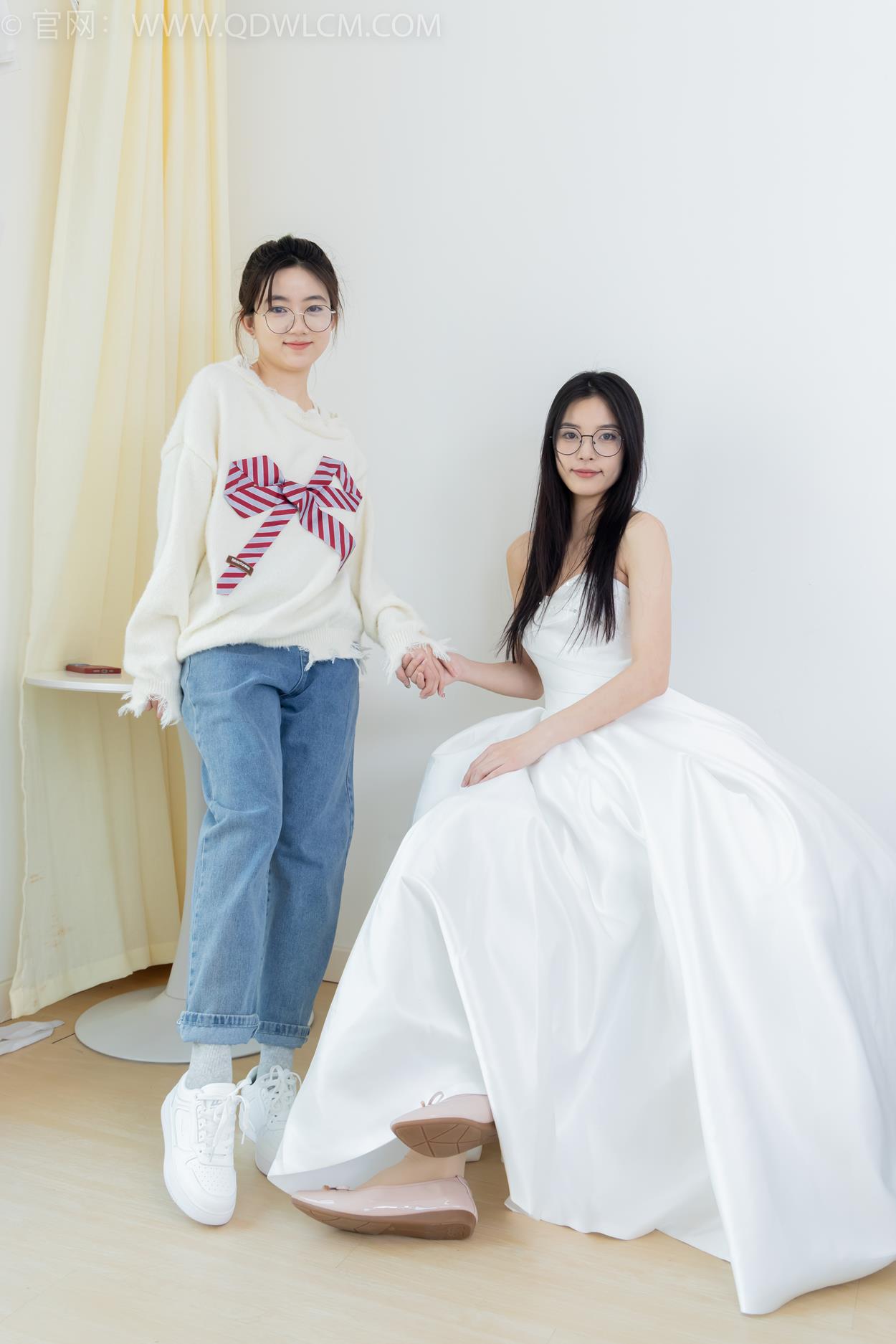 图片[24]-物恋传媒 NO.2370 茯苓&欢欢-平底鞋、板鞋、厚肉丝、灰色棉袜、薄肉丝[126P] – 速更版-美库