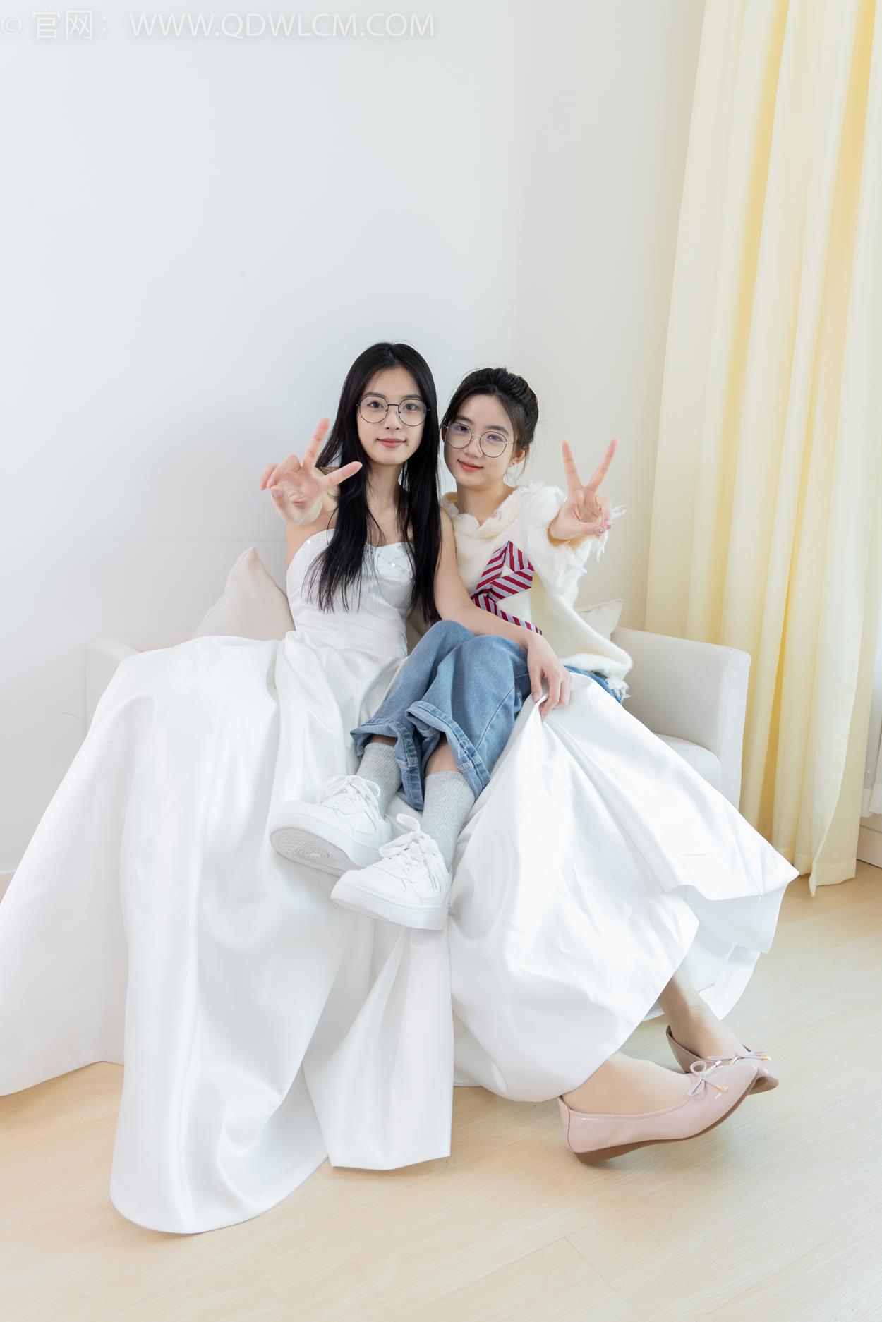 图片[37]-物恋传媒 NO.2370 茯苓&欢欢-平底鞋、板鞋、厚肉丝、灰色棉袜、薄肉丝[126P] – 速更版-美库