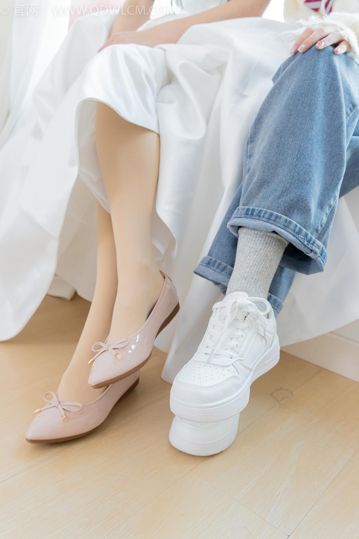 图片[123]-物恋传媒 NO.2370 茯苓&欢欢-平底鞋、板鞋、厚肉丝、灰色棉袜、薄肉丝[126P] – 速更版-美库