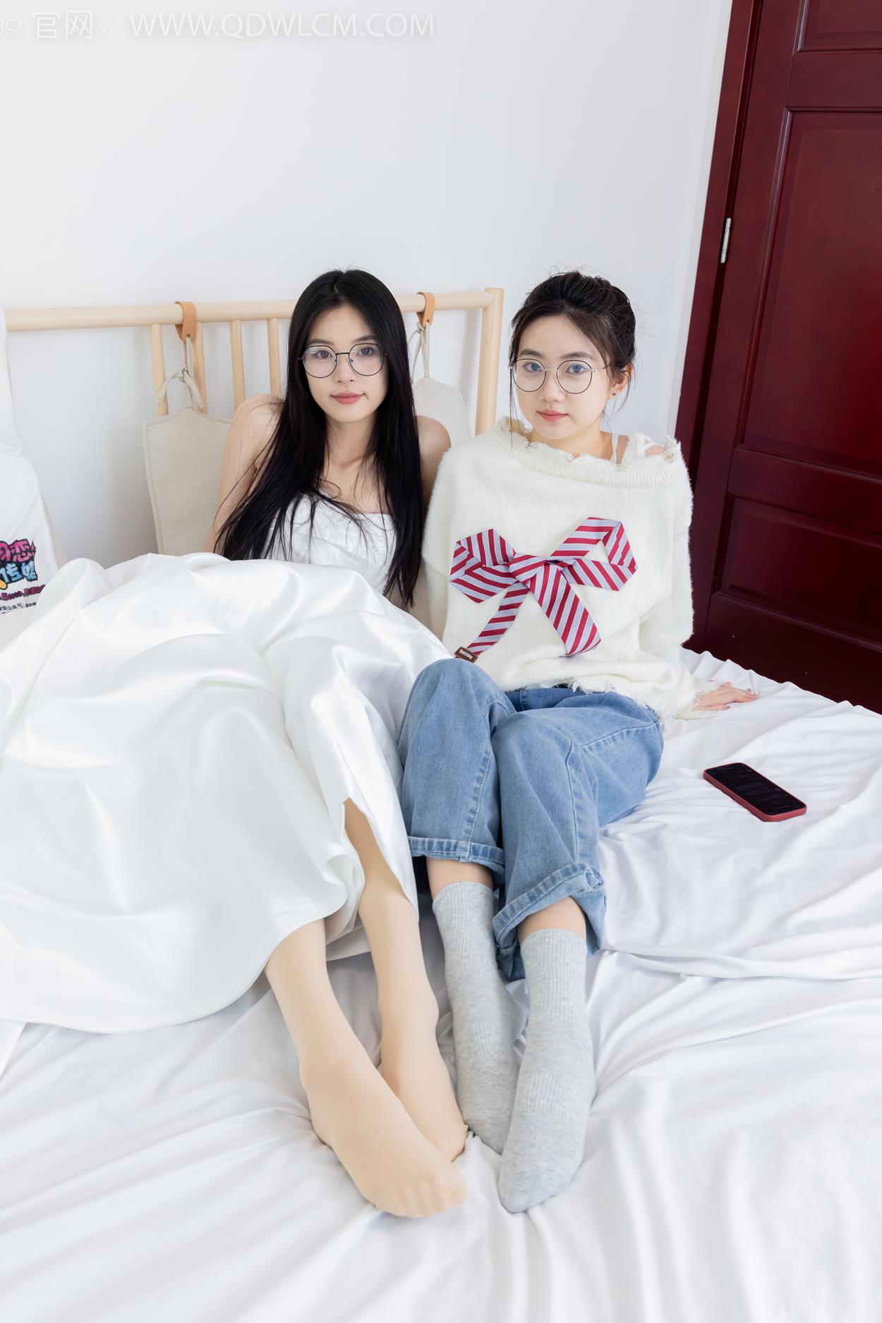 图片[124]-物恋传媒 NO.2370 茯苓&欢欢-平底鞋、板鞋、厚肉丝、灰色棉袜、薄肉丝[126P] – 速更版-美库