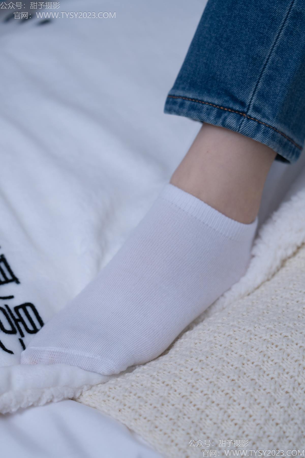 图片[11]-甜予摄影 NO.189 璇璇-帆布鞋、裸足、抖腿剧情[90P] – 速更版-美库
