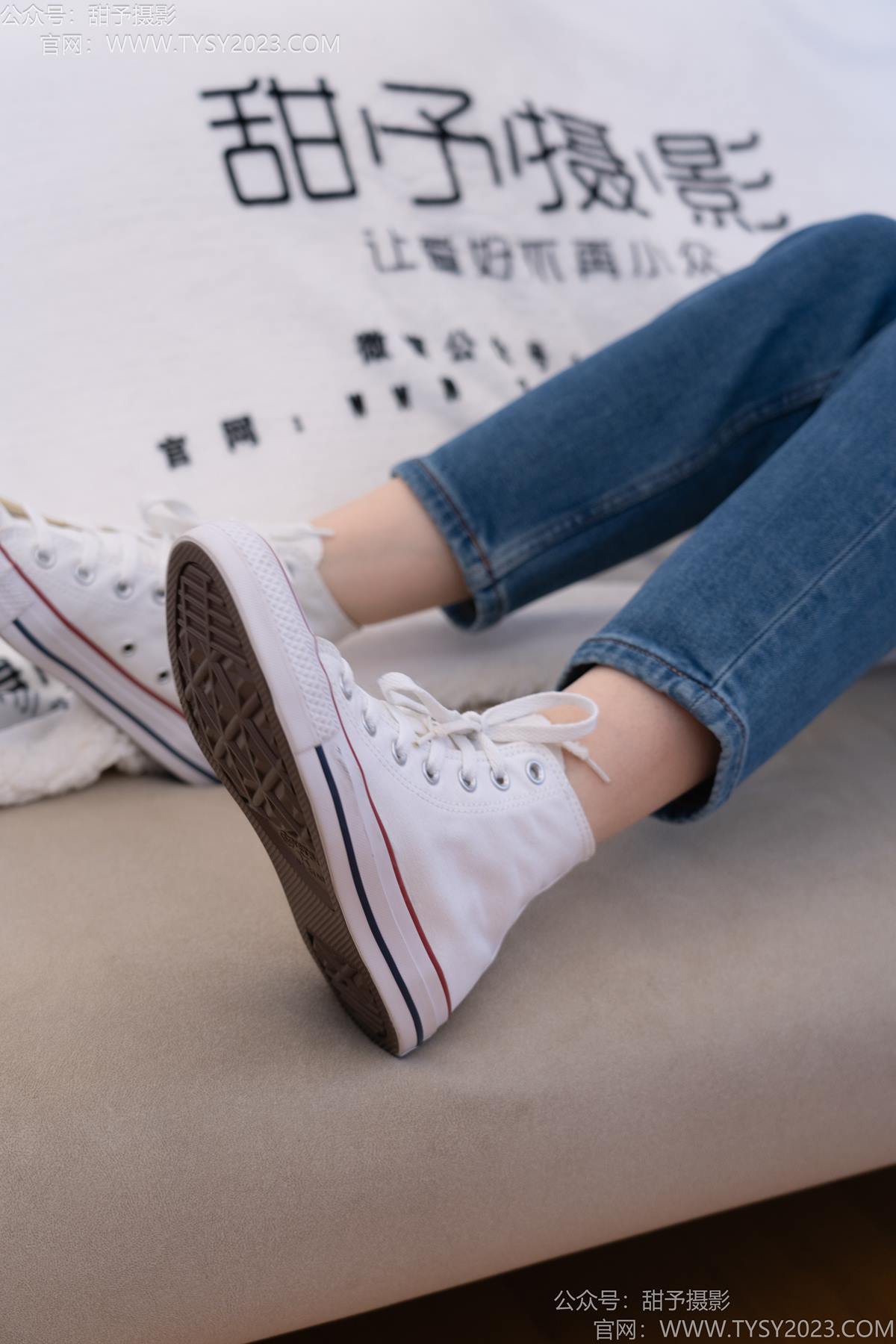 图片[21]-甜予摄影 NO.189 璇璇-帆布鞋、裸足、抖腿剧情[90P] – 速更版-美库