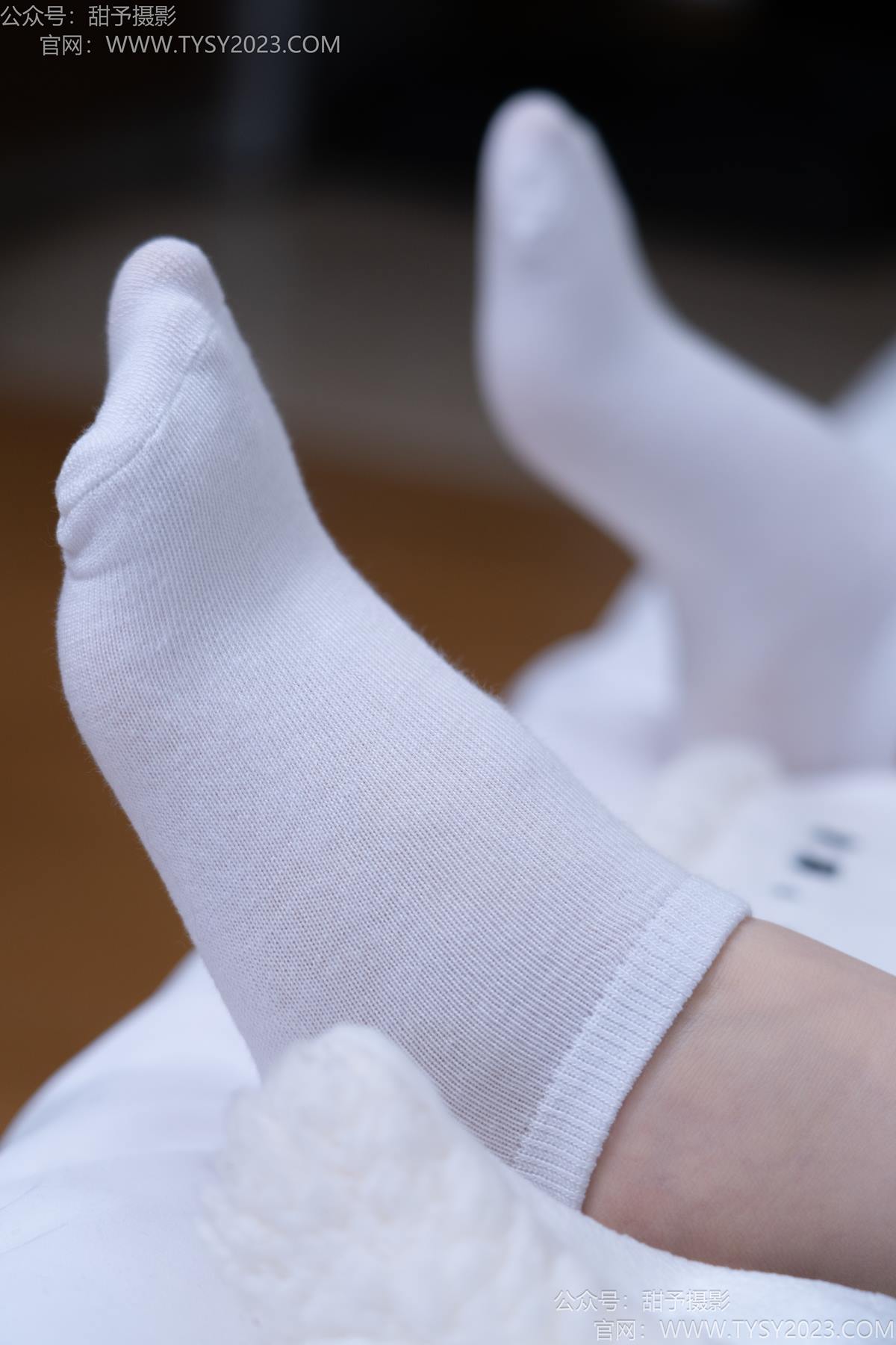 图片[22]-甜予摄影 NO.189 璇璇-帆布鞋、裸足、抖腿剧情[90P] – 速更版-美库