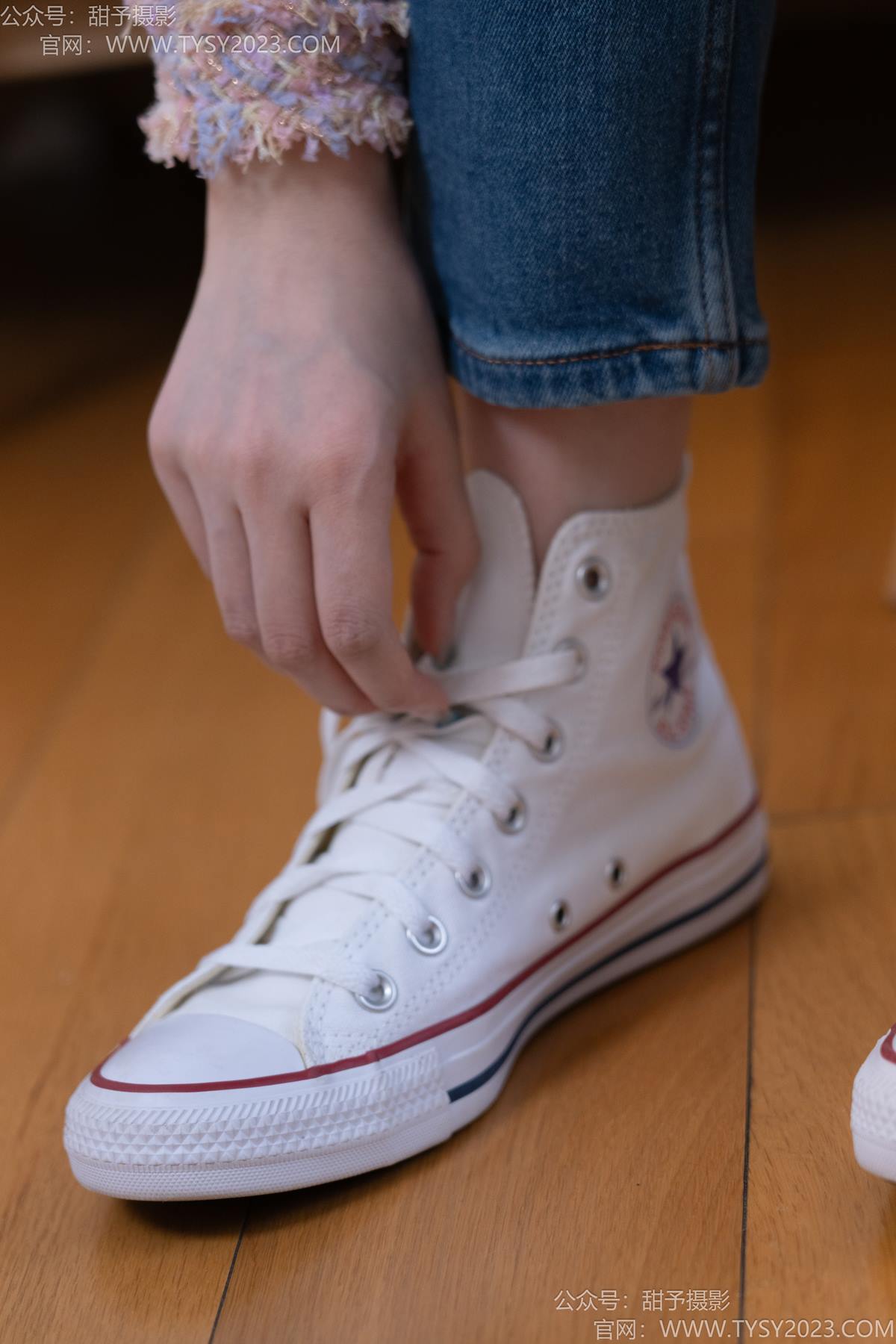图片[25]-甜予摄影 NO.189 璇璇-帆布鞋、裸足、抖腿剧情[90P] – 速更版-美库