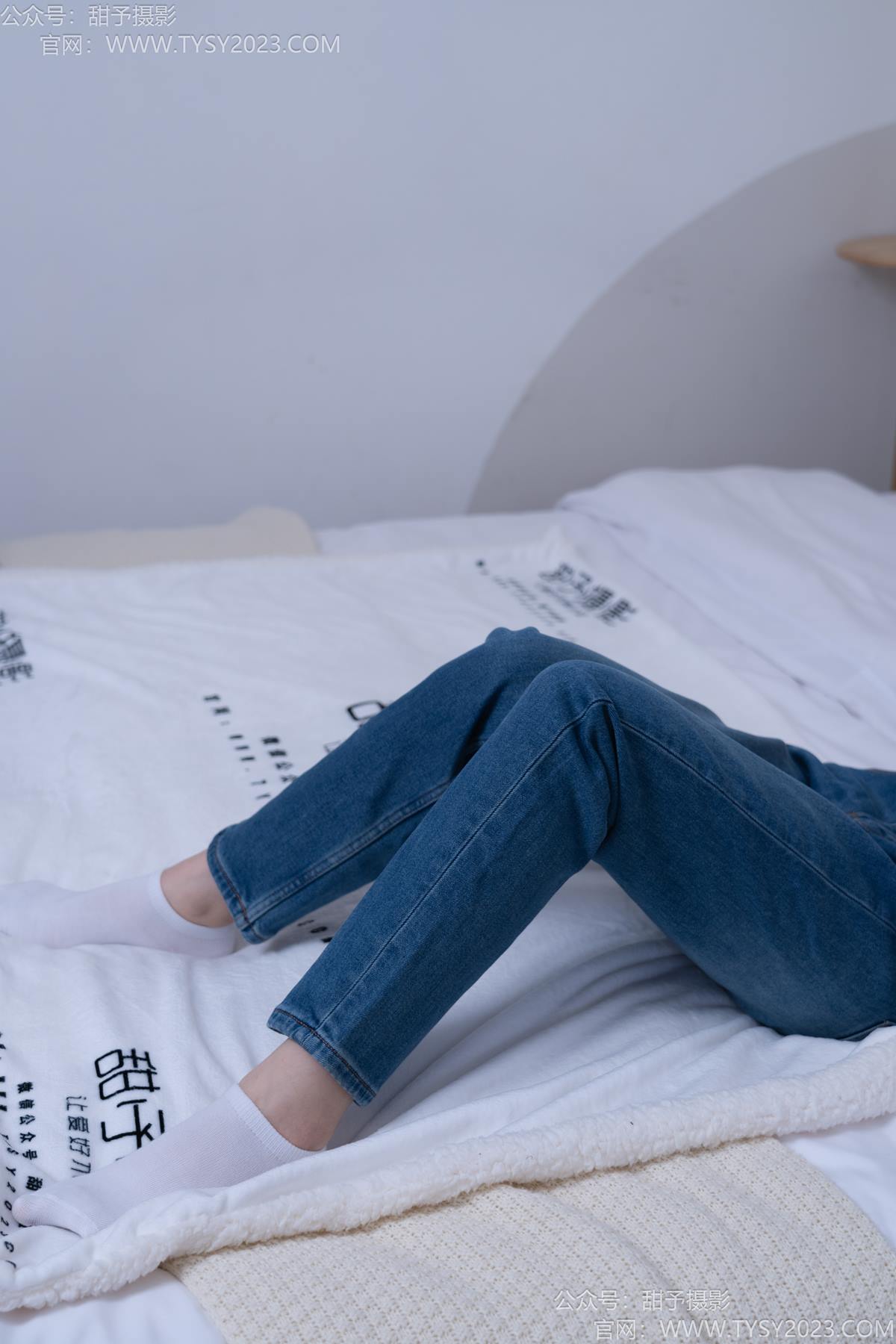 图片[27]-甜予摄影 NO.189 璇璇-帆布鞋、裸足、抖腿剧情[90P] – 速更版-美库