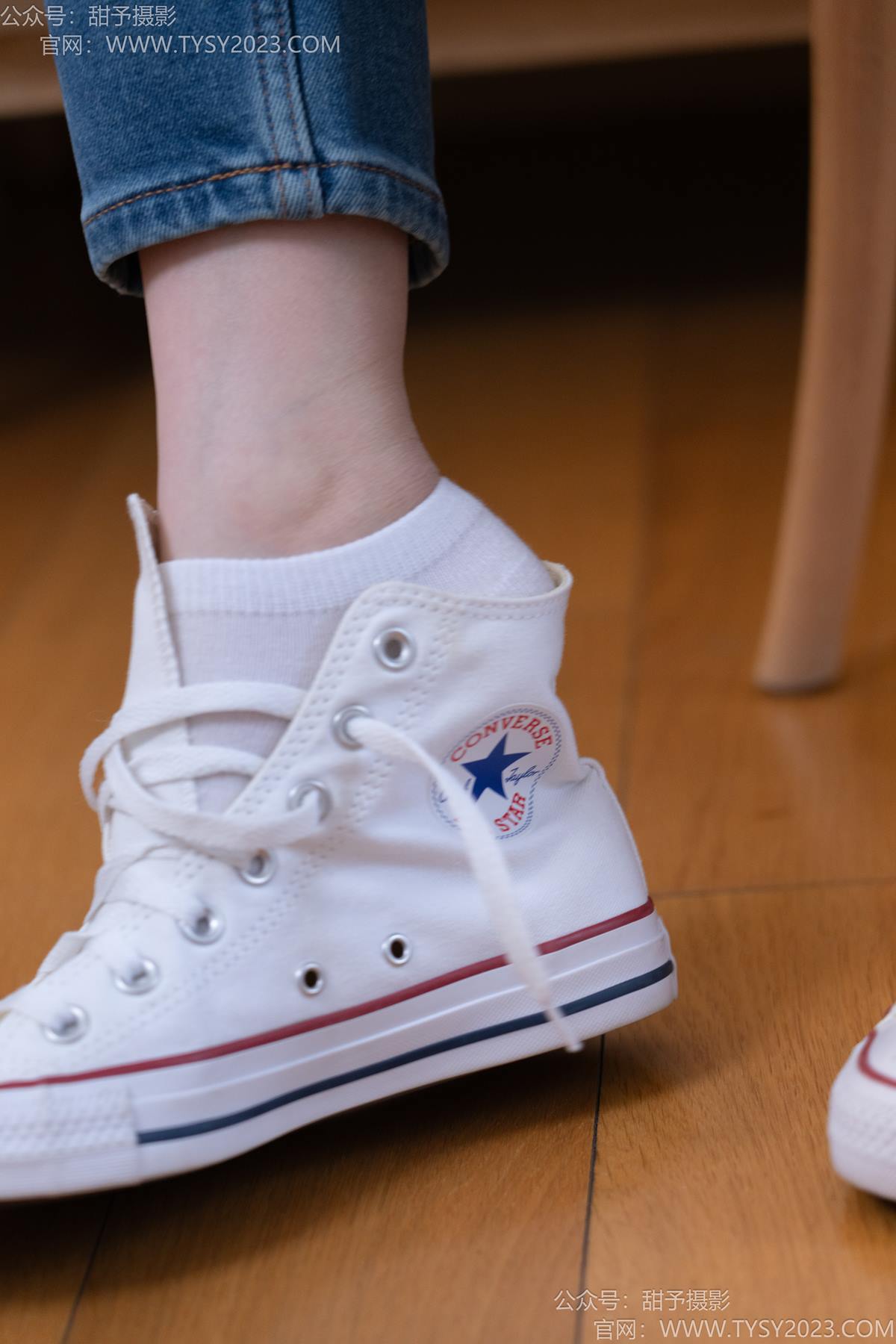 图片[32]-甜予摄影 NO.189 璇璇-帆布鞋、裸足、抖腿剧情[90P] – 速更版-美库