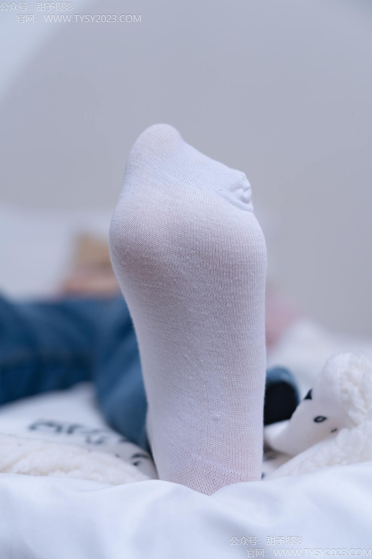 图片[38]-甜予摄影 NO.189 璇璇-帆布鞋、裸足、抖腿剧情[90P] – 速更版-美库