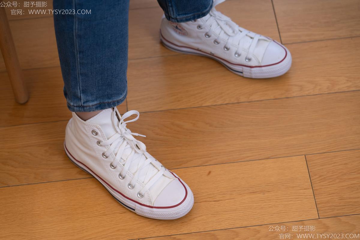 图片[63]-甜予摄影 NO.189 璇璇-帆布鞋、裸足、抖腿剧情[90P] – 速更版-美库