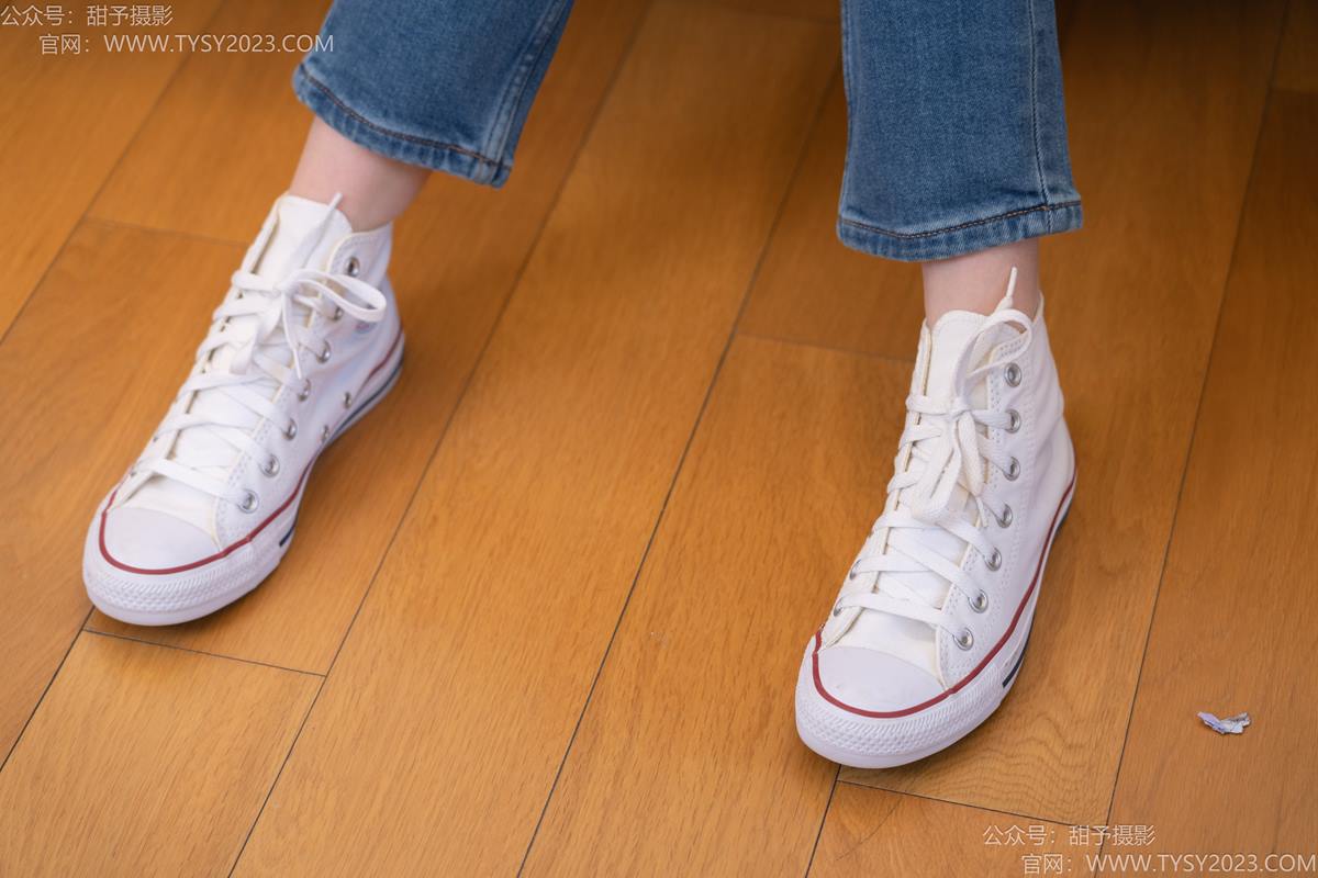 图片[64]-甜予摄影 NO.189 璇璇-帆布鞋、裸足、抖腿剧情[90P] – 速更版-美库