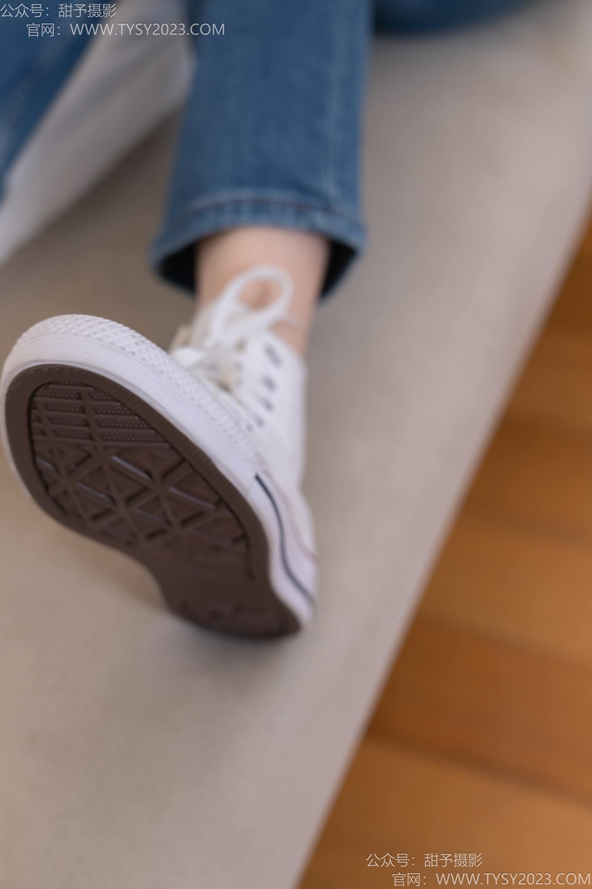图片[73]-甜予摄影 NO.189 璇璇-帆布鞋、裸足、抖腿剧情[90P] – 速更版-美库