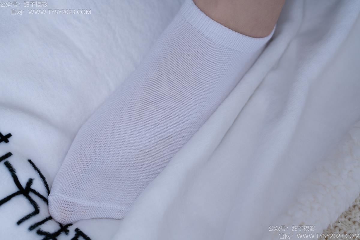 图片[77]-甜予摄影 NO.189 璇璇-帆布鞋、裸足、抖腿剧情[90P] – 速更版-美库